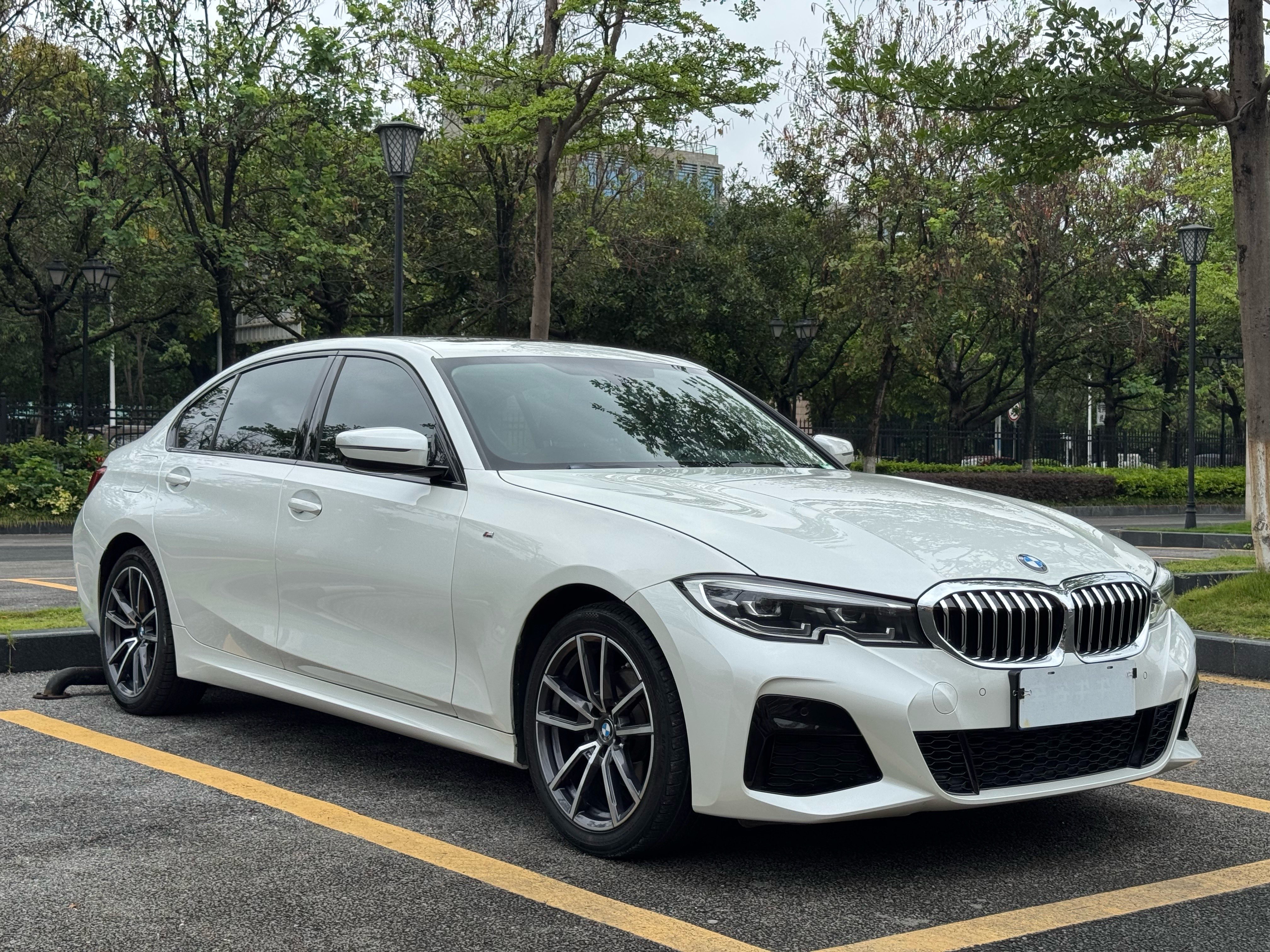 BMW 3 Series 2021 #5 BMW 3 Series 2021 car image #5