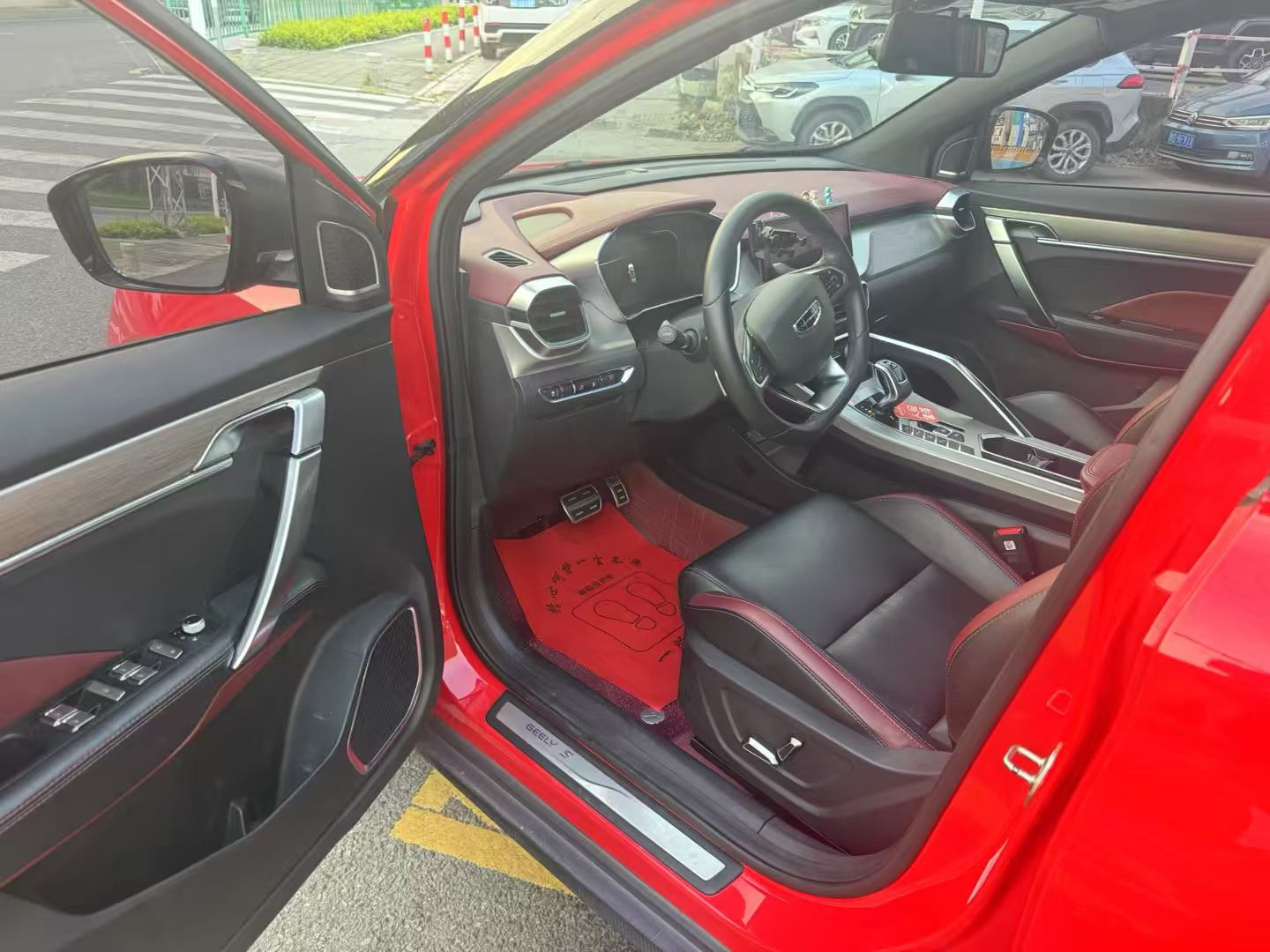 GEELY Coolray 2019 car image #6