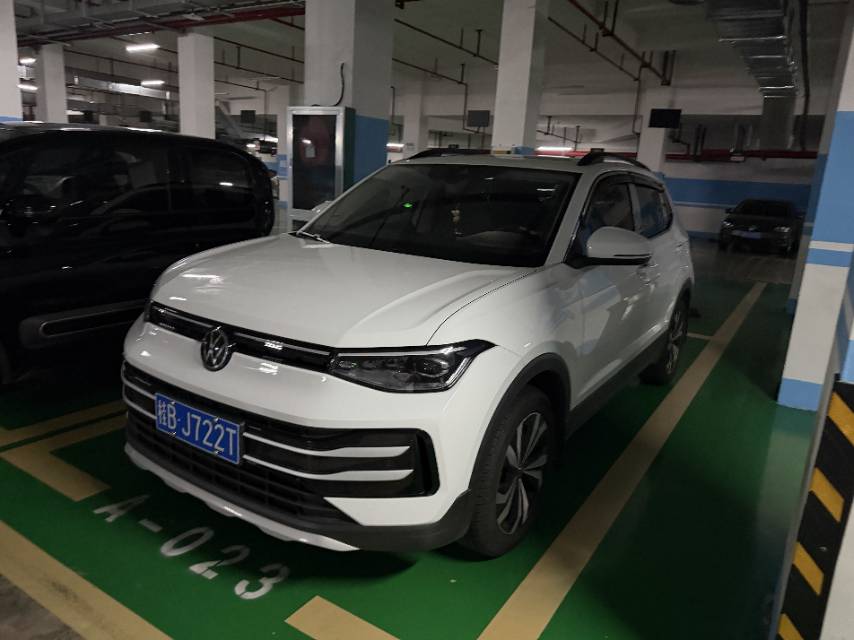 Volkswagen Tharu 2025 #2 Volkswagen Tharu 2025 car image #2