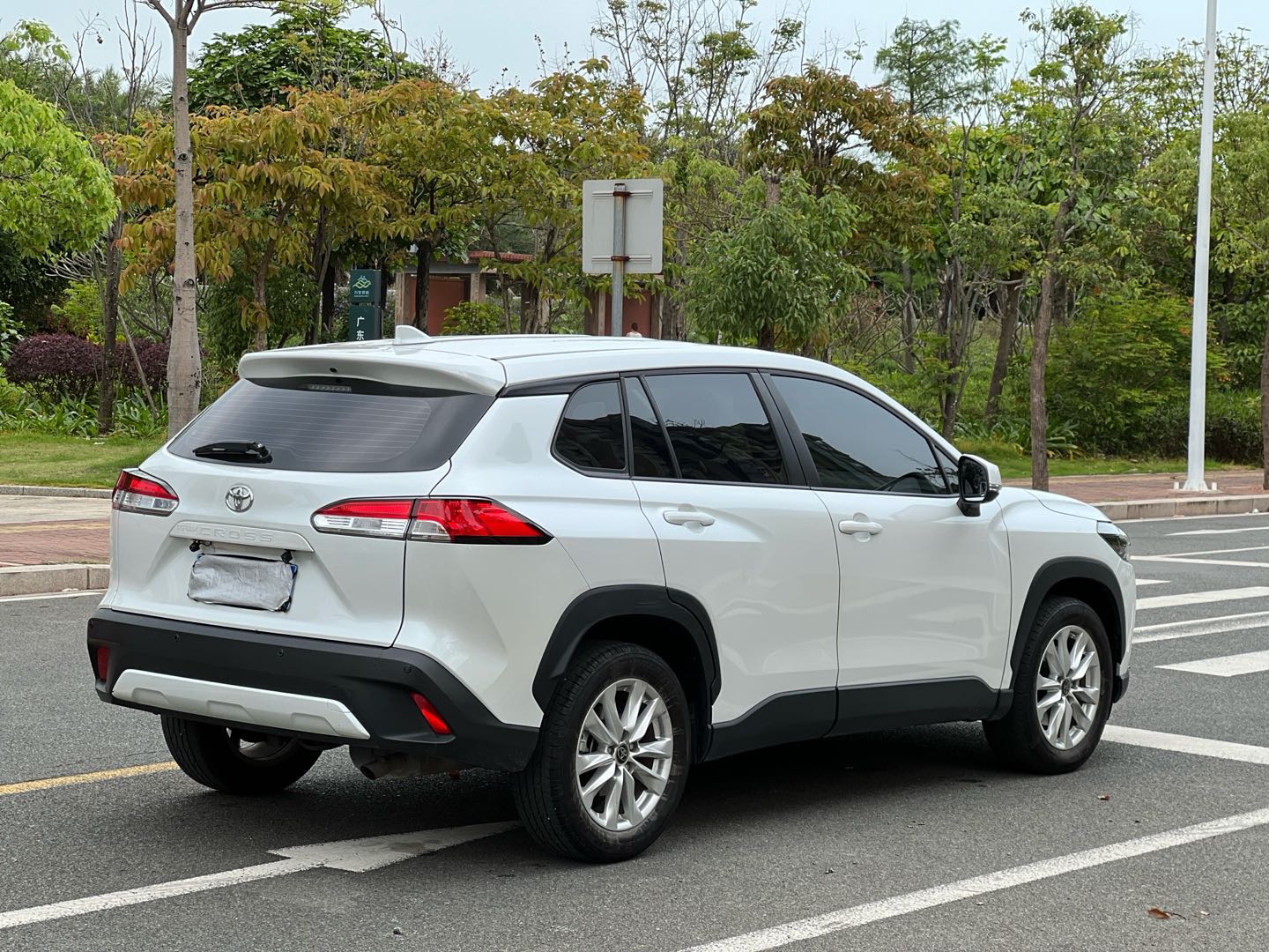 Toyota Corolla Cross 2023 immagine di auto #7