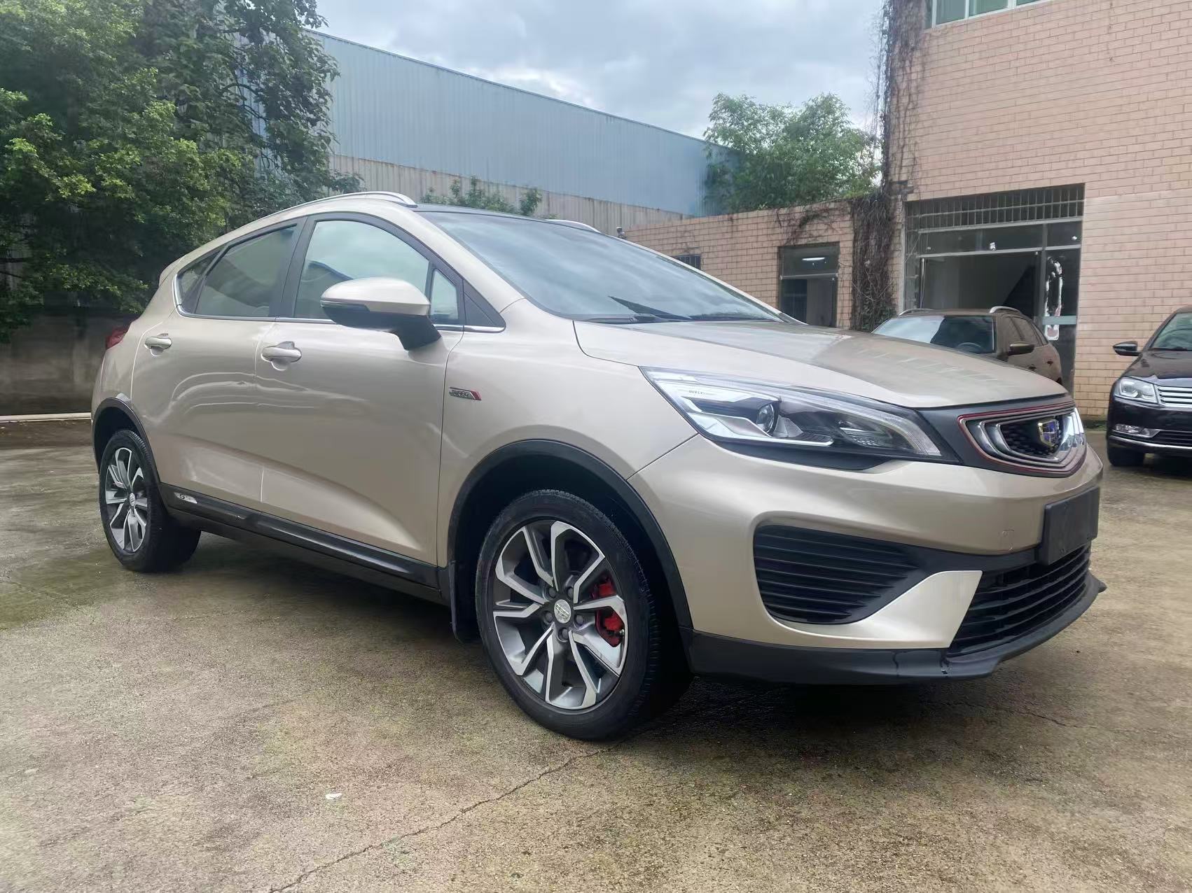 GEELY Emgrand GS 2018 صورة سيارة #5