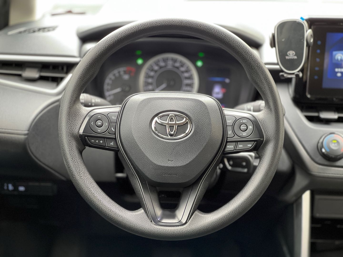 Toyota Corolla Cross 2023 immagine di auto #12