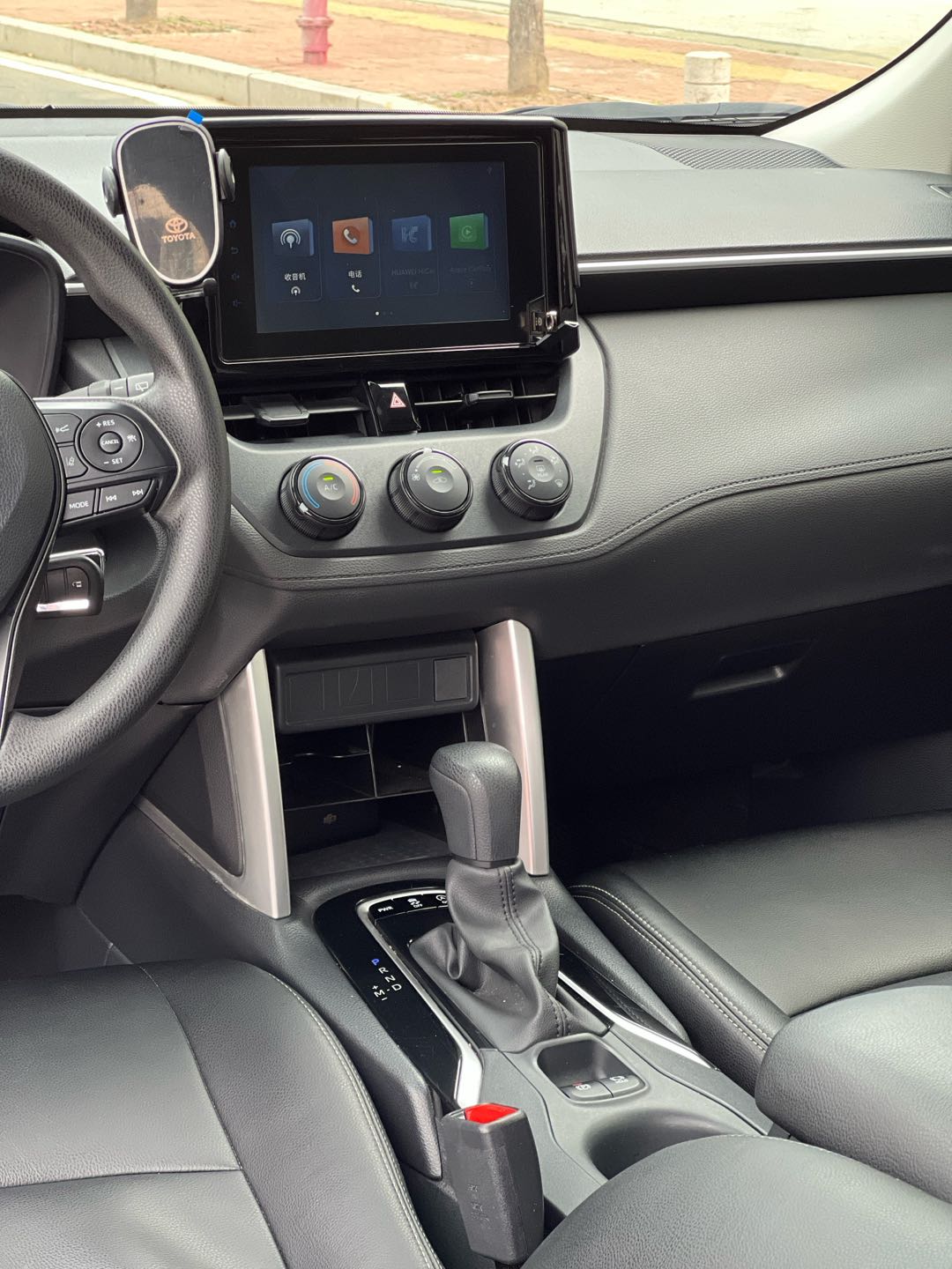 Toyota Corolla Cross 2023 immagine di auto #15