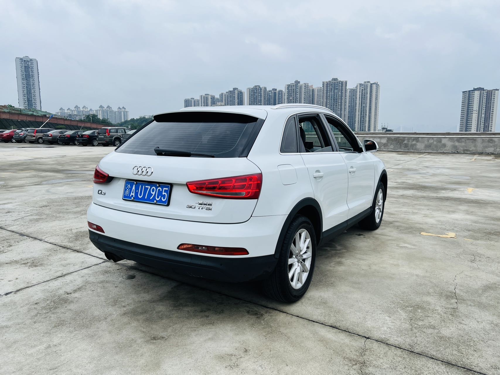 Audi Q3 2016 #11 Audi Q3 2016 car image #11