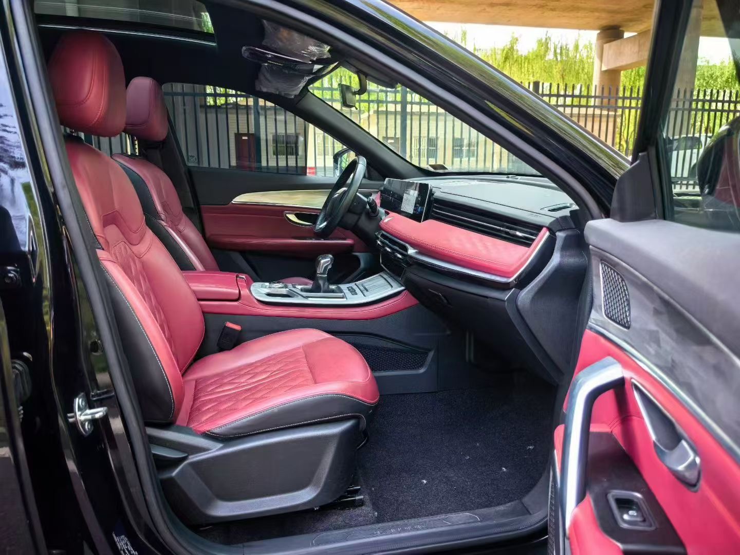 Jetour X70 PLUS 2023 #8 Jetour X70 PLUS 2023 car image #8