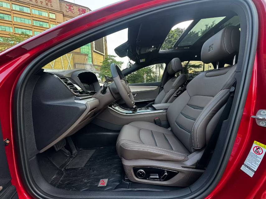 BYD Han 2021 car image #6