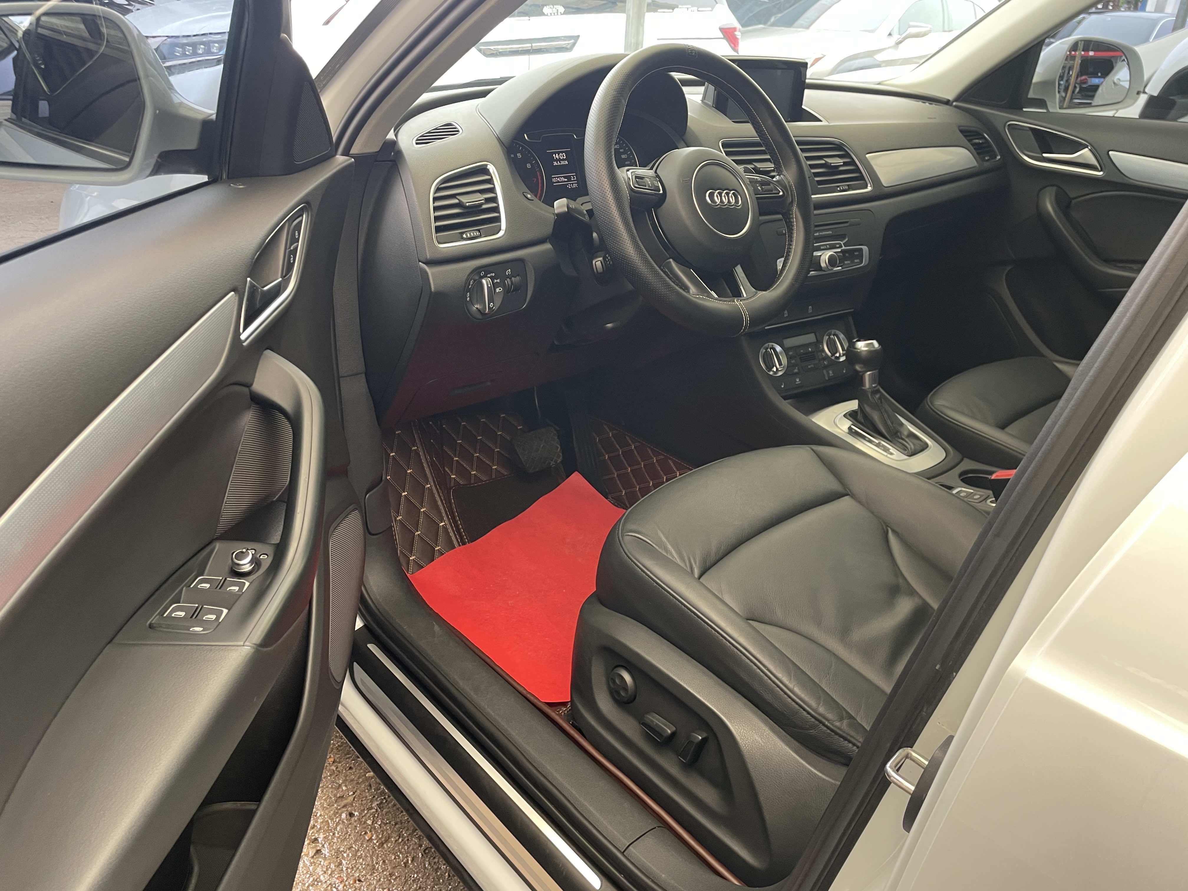 Audi Q3 2014 #4 Audi Q3 2014 car image #4