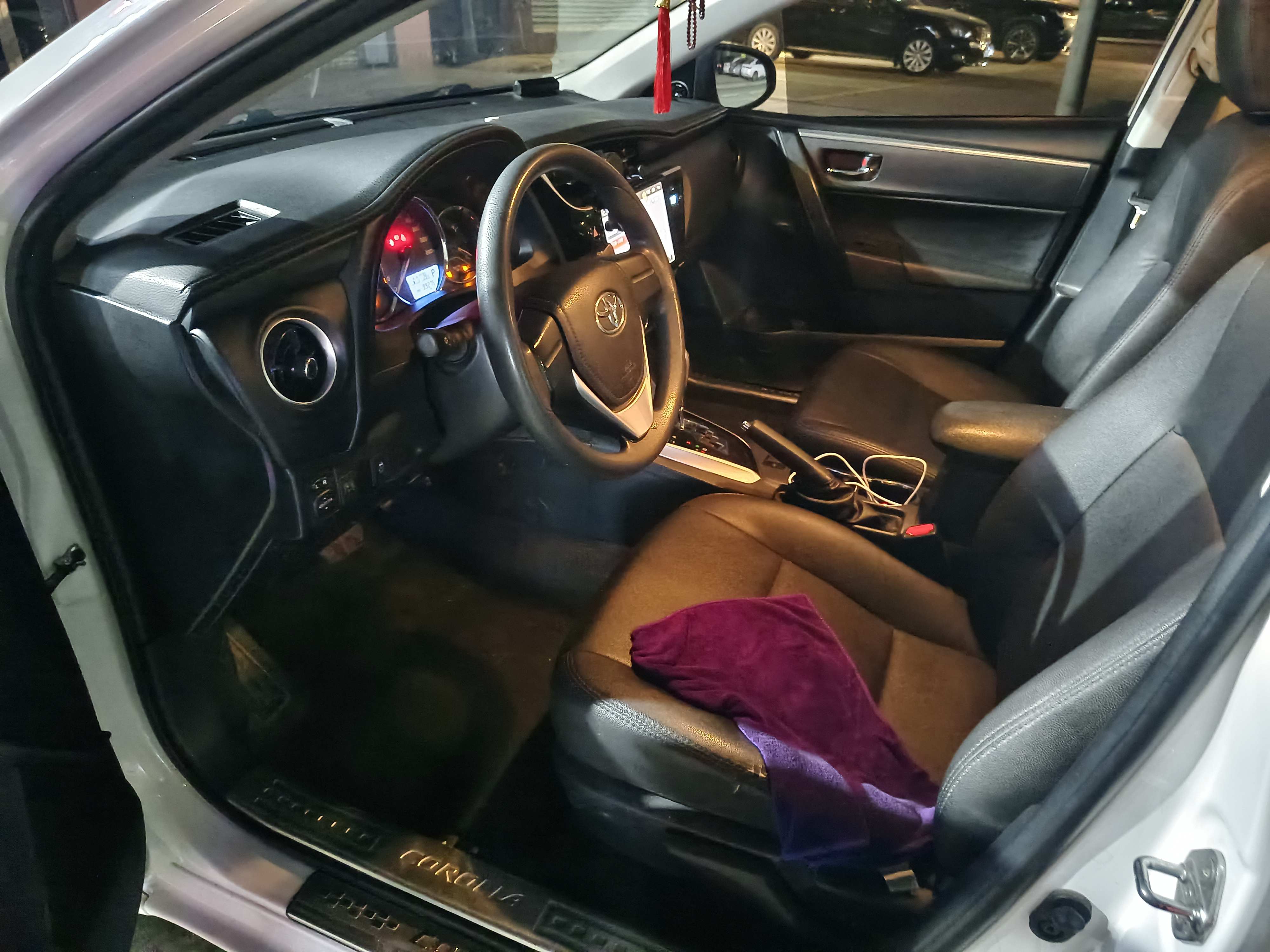Toyota Corolla 2018 car image #6