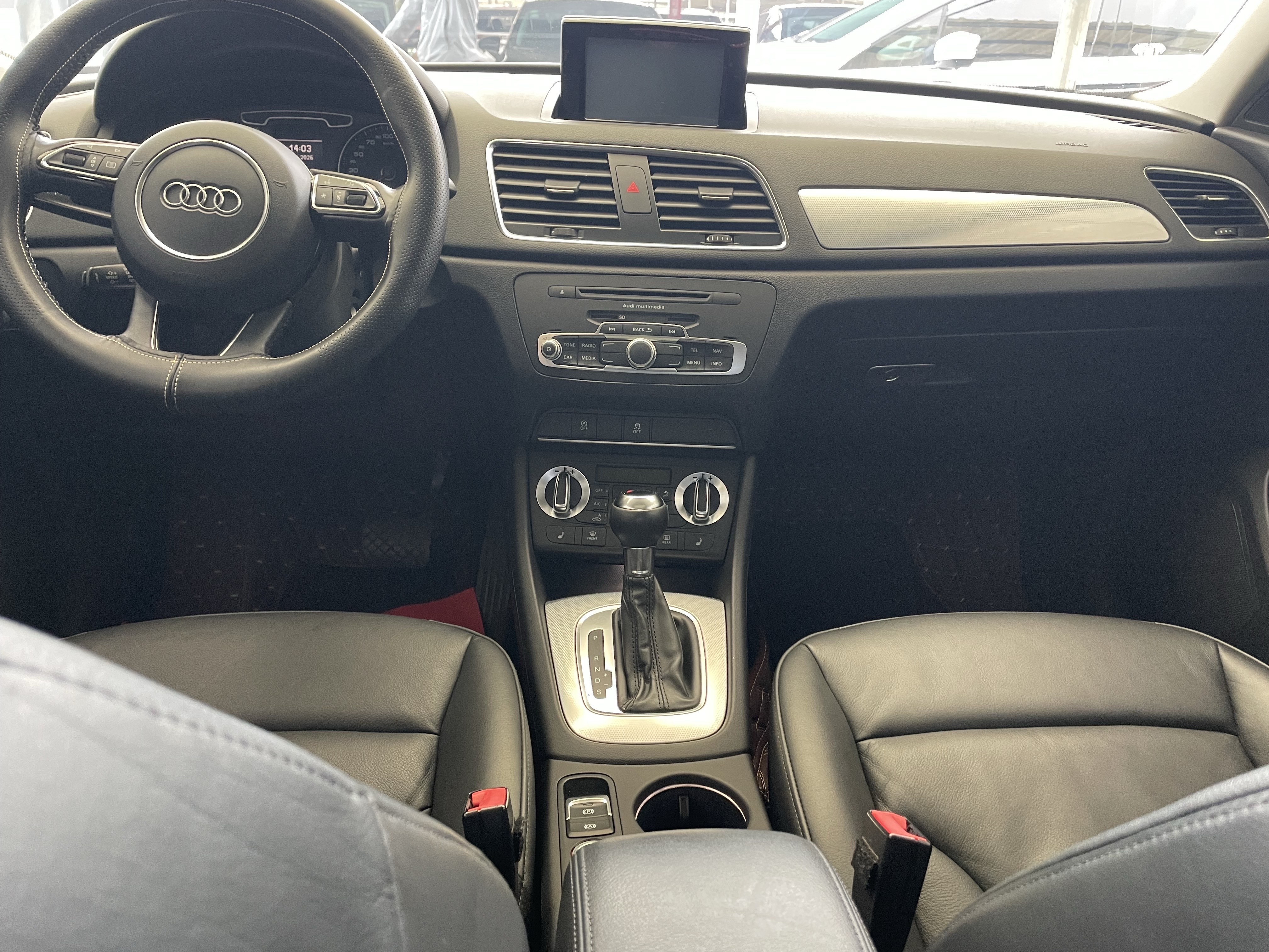 Audi Q3 2014 #6 Audi Q3 2014 car image #6
