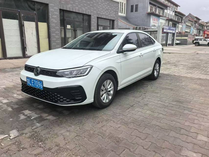 Volkswagen Lavida 2025 imagen de coche #2