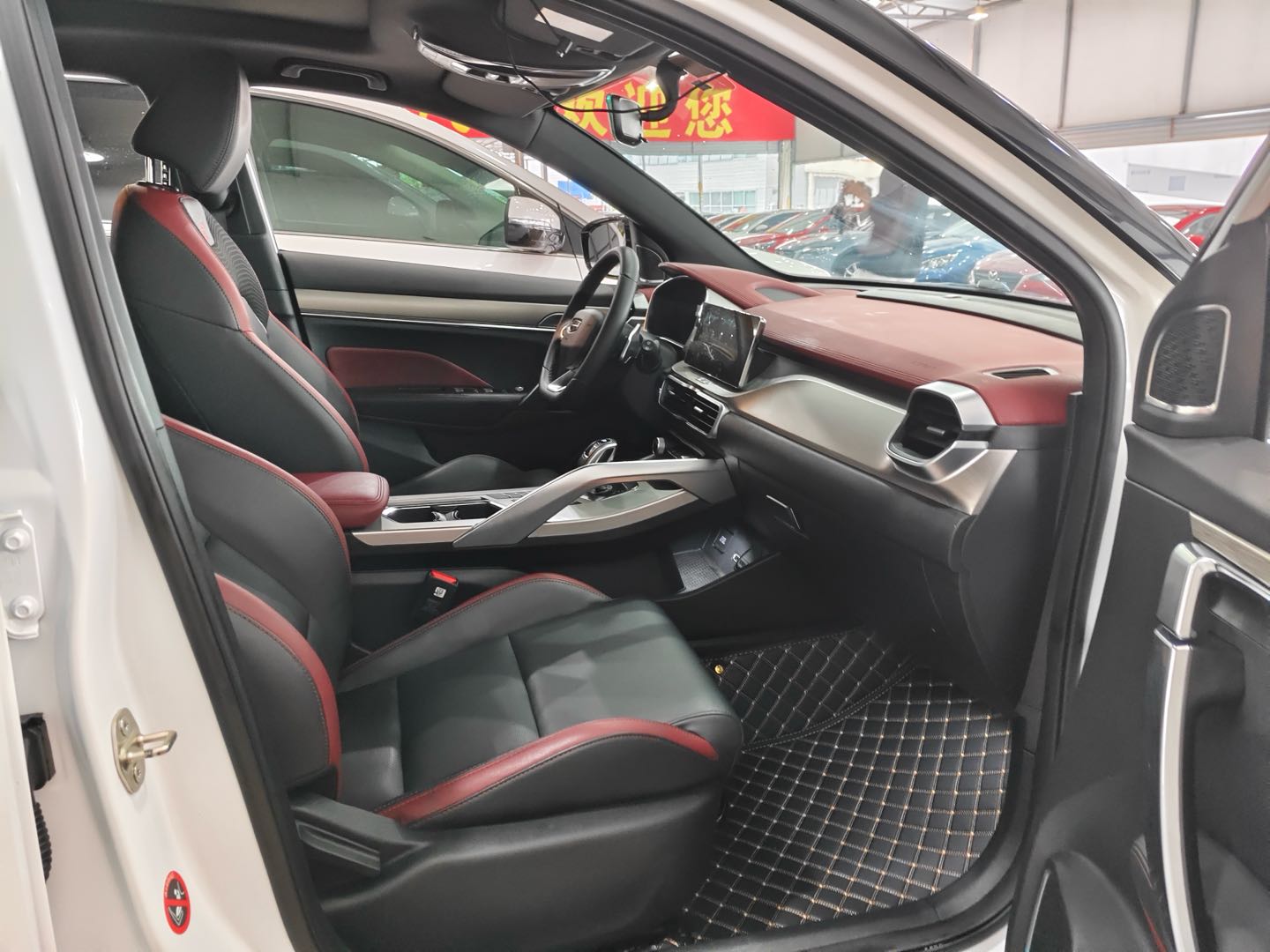 GEELY Coolray 2019 #8 GEELY Coolray 2019 car image #8