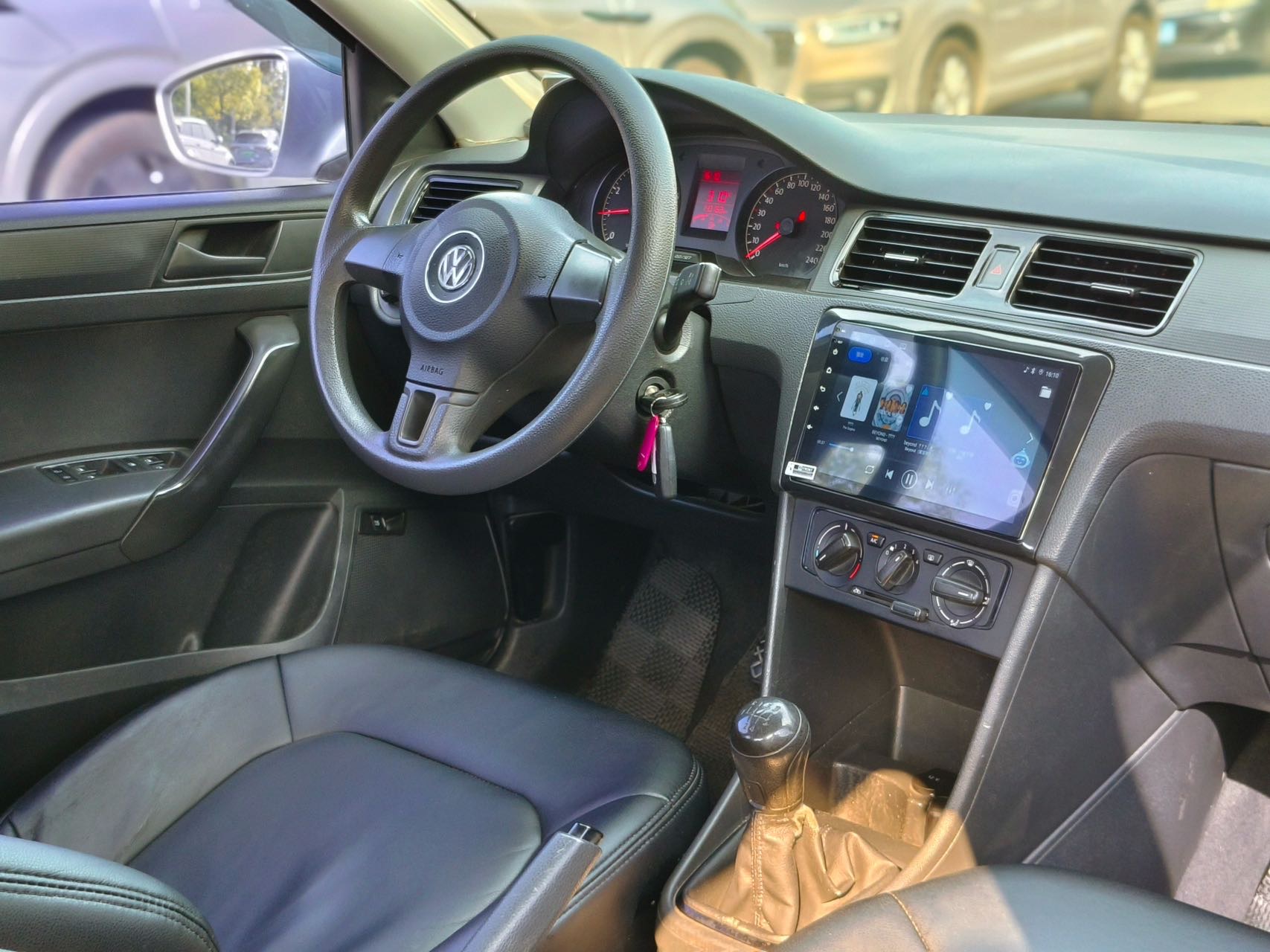 Volkswagen Santana 2015 #10 Volkswagen Santana 2015 car image #10