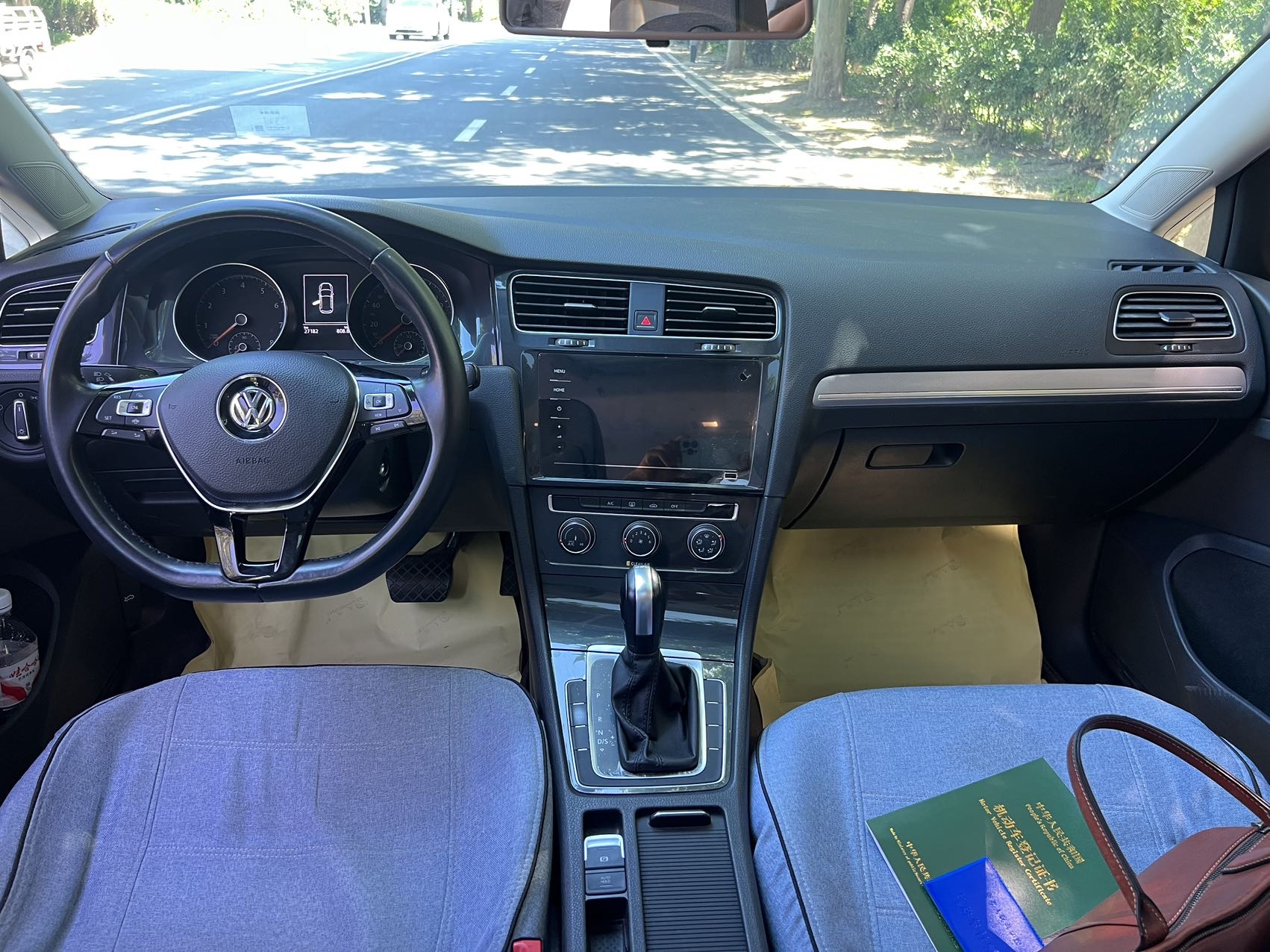 2020 imagem de carro #7