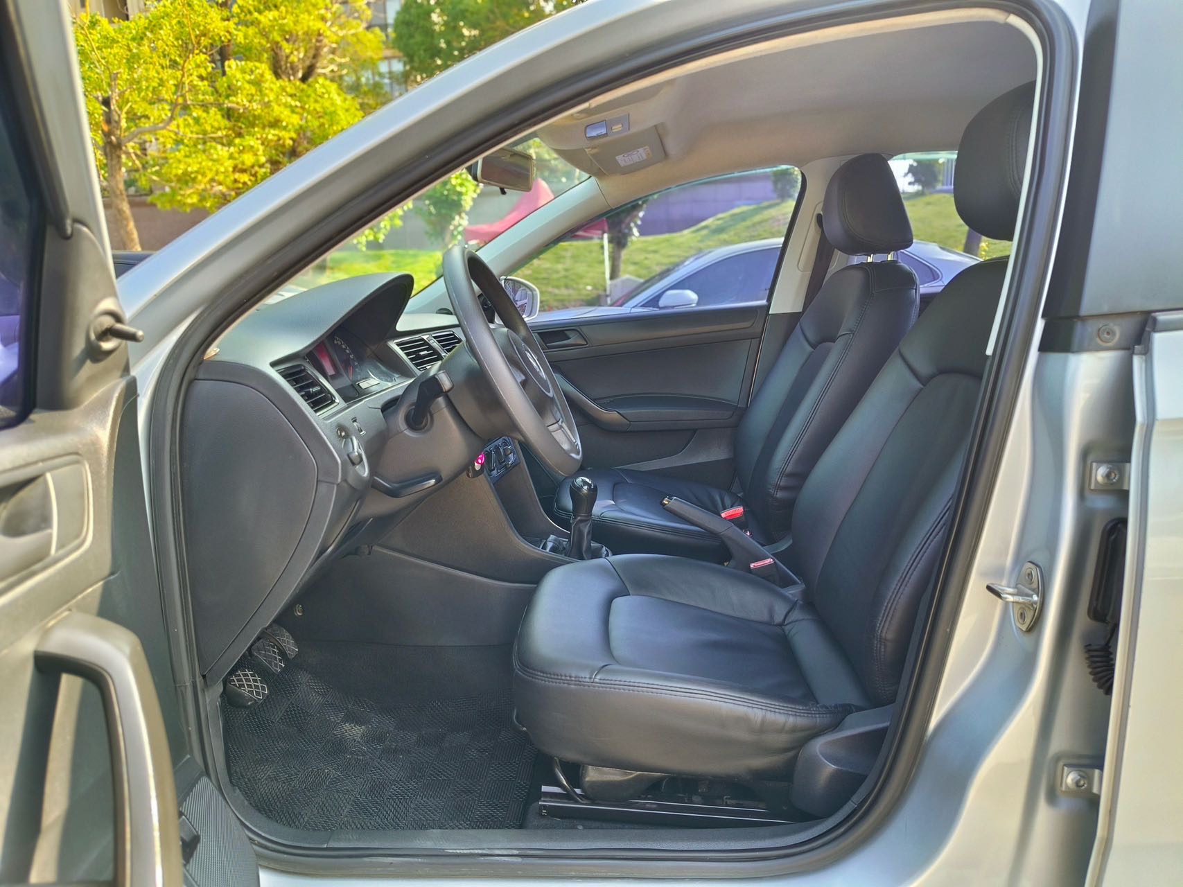 Volkswagen Santana 2015 #6 Volkswagen Santana 2015 car image #6