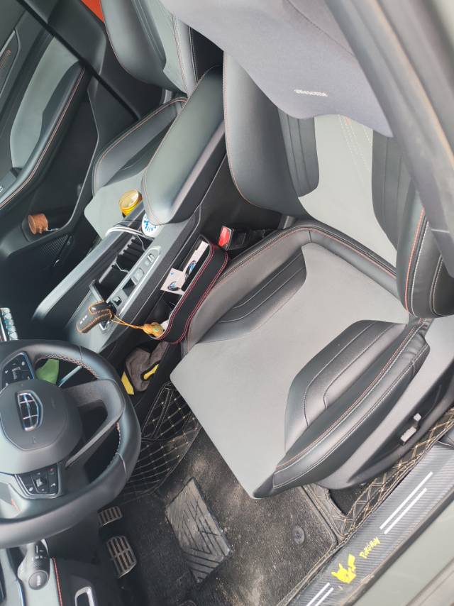 GEELY Binray 2022 image de voiture #4