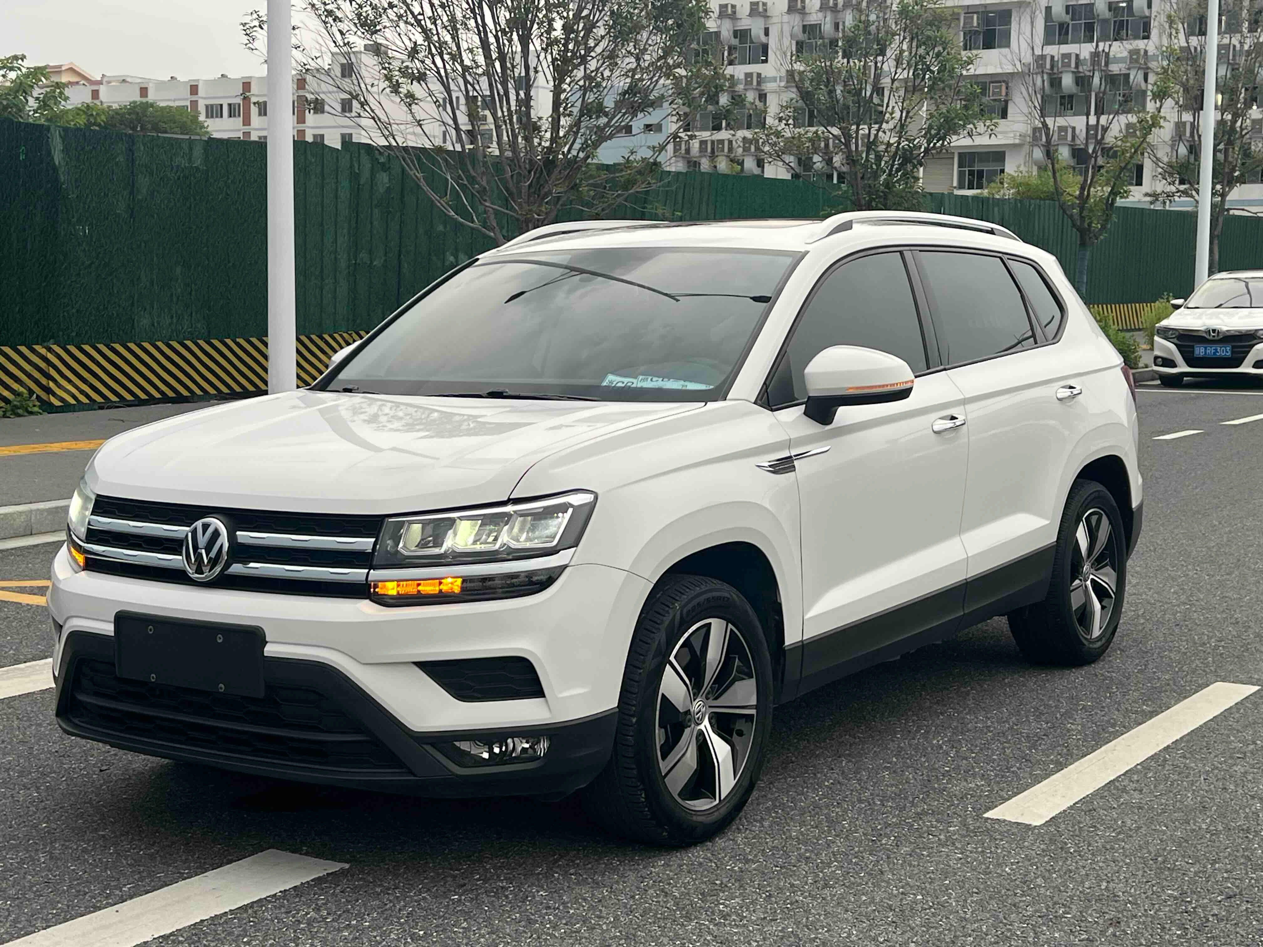 Volkswagen Tharu 2020 imagem de carro #2