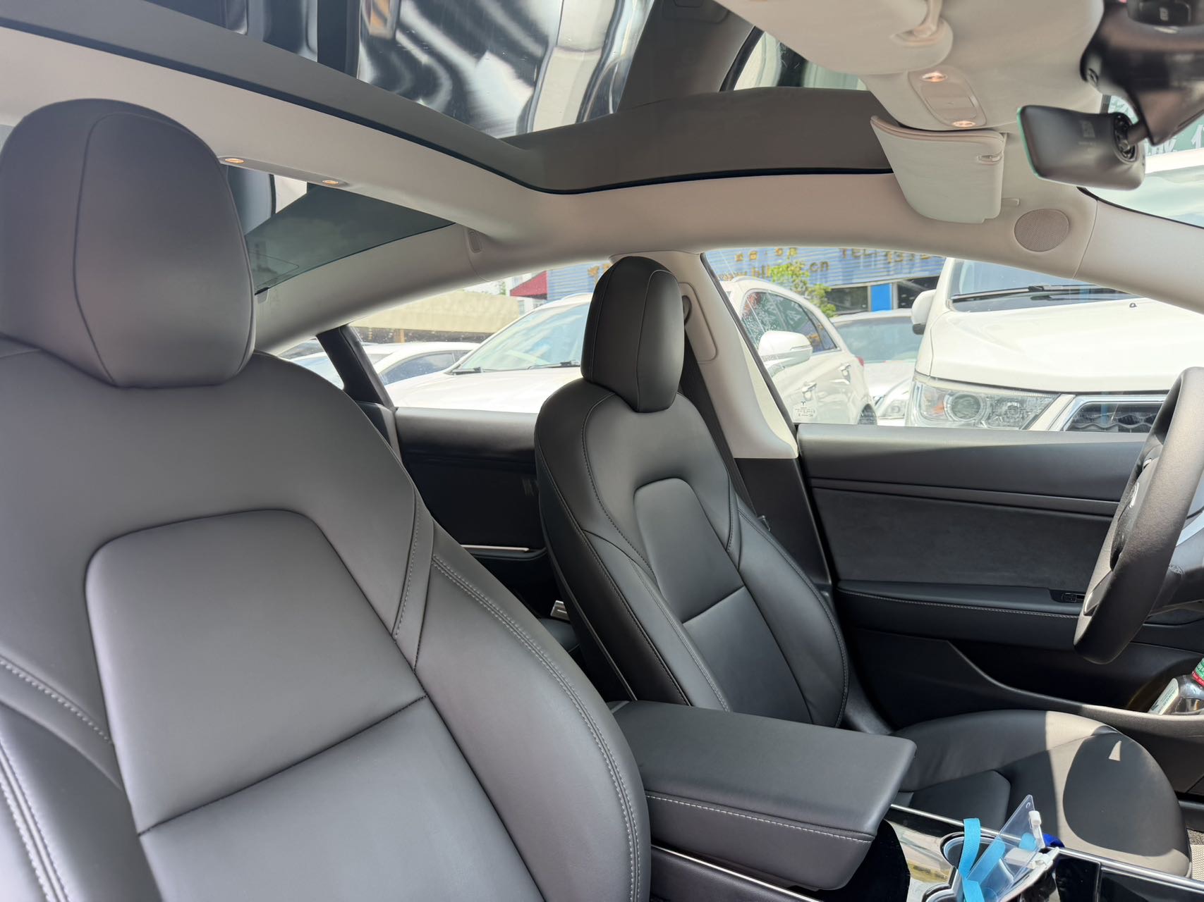 Tesla Model 3 2020 car image #8