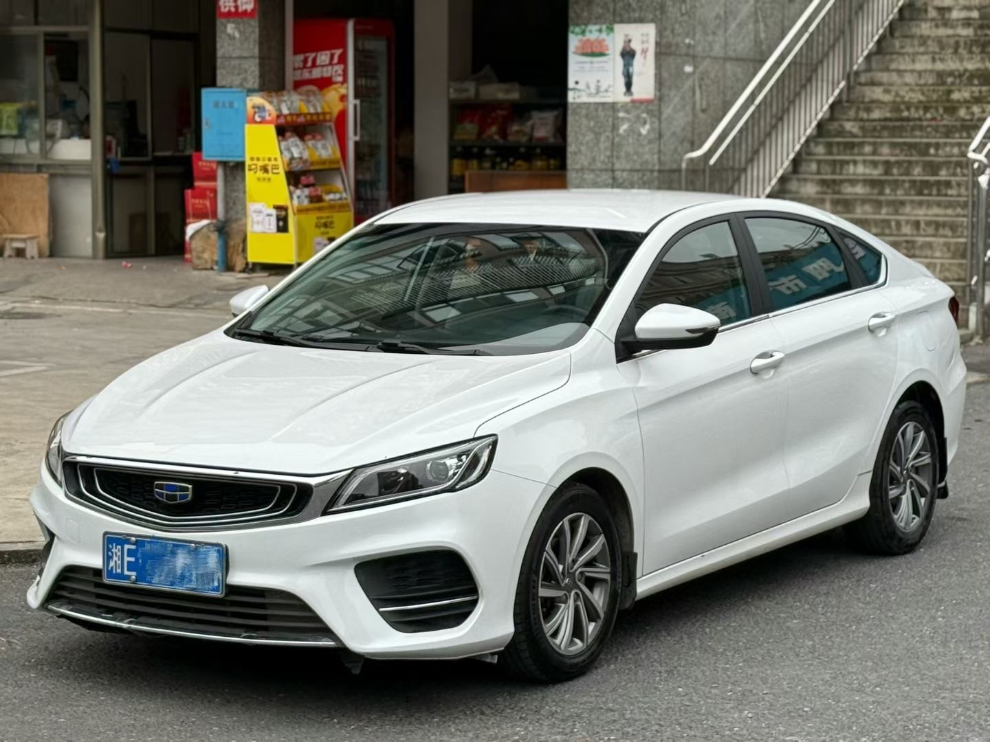 GEELY Binray 2018 GEELY Binray 2018 image de voiture