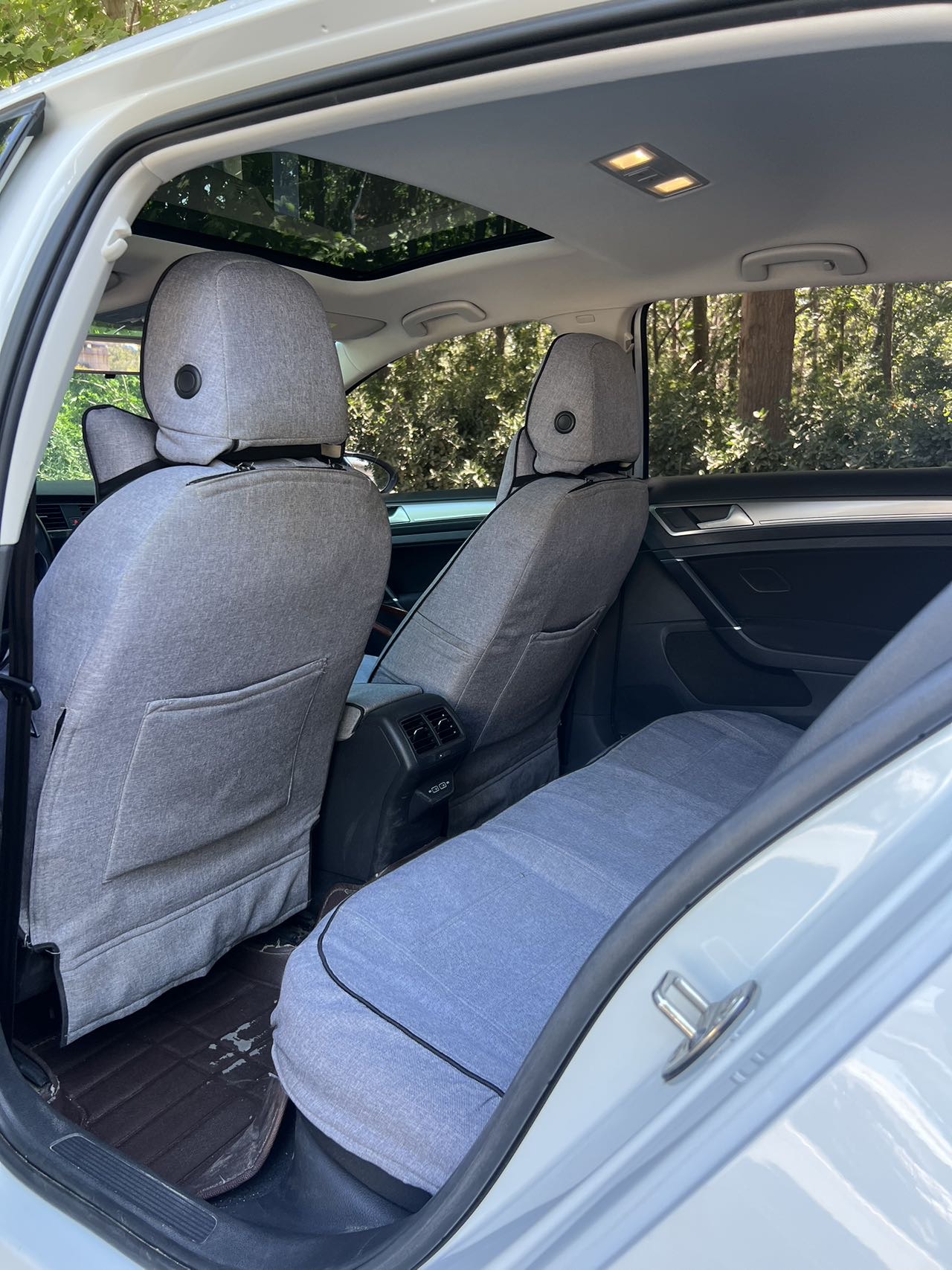 2020 imagem de carro #8
