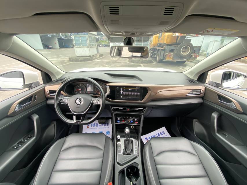 2021 immagine di auto #5