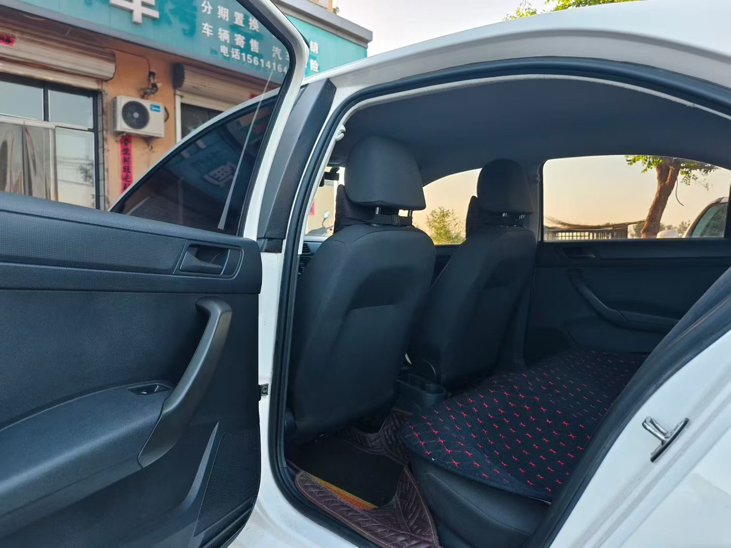 Volkswagen Santana 2017 car image #9