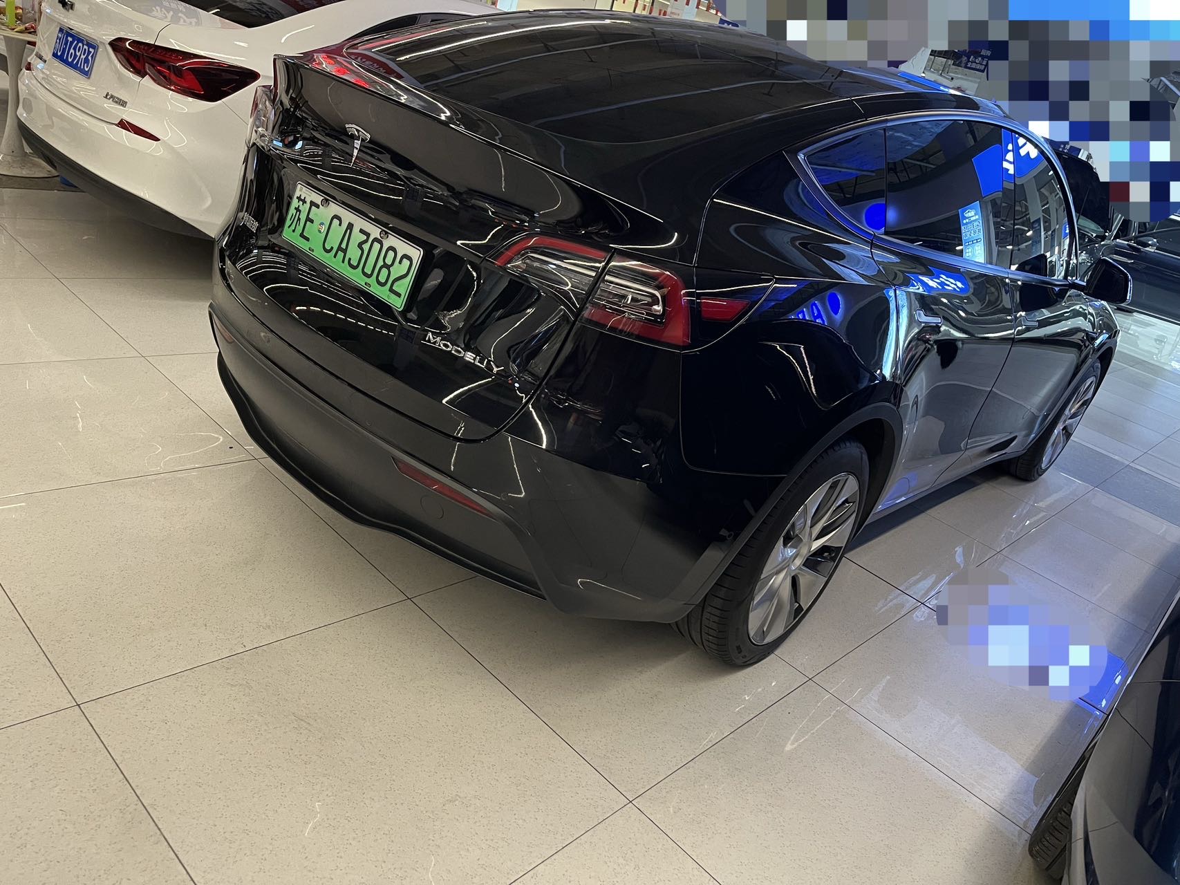 Tesla Model Y 2021 #5 Tesla Model Y 2021 car image #5