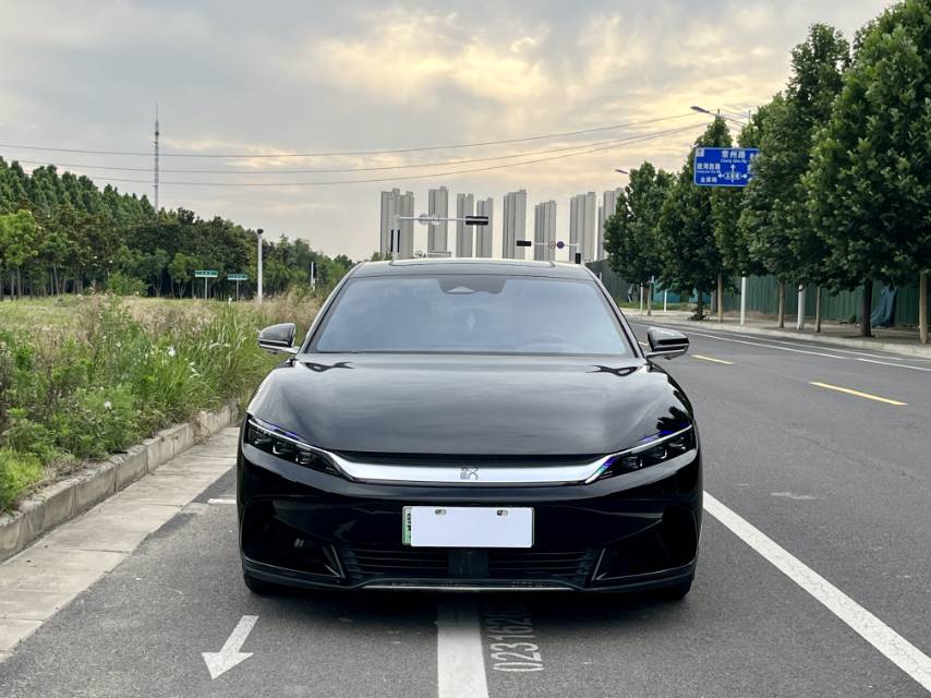 BYD Han 2023 #4 BYD Han 2023 car image #4