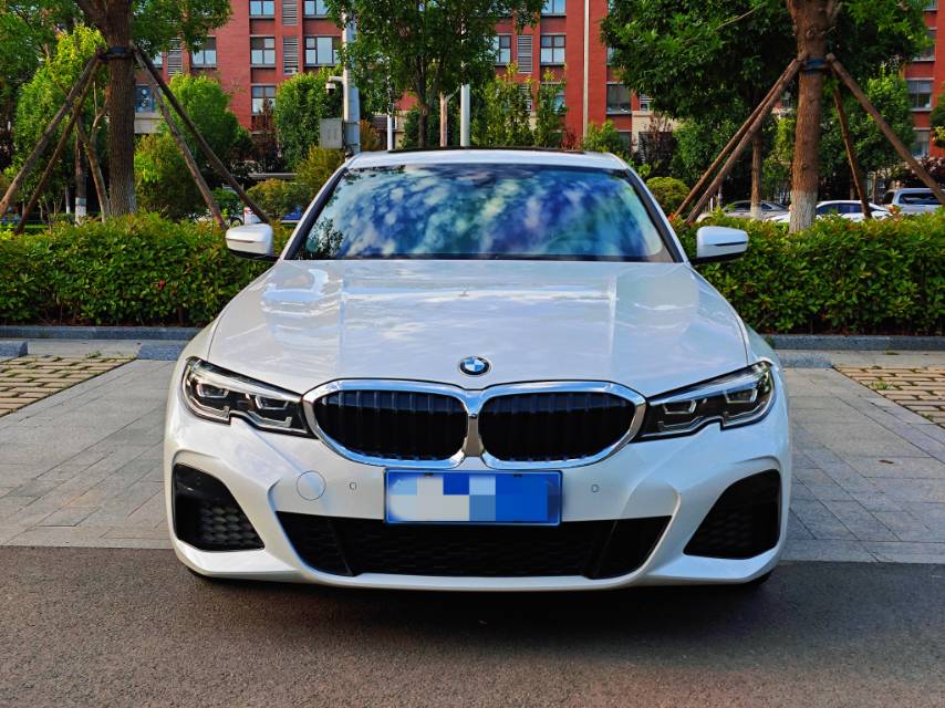 BMW 3 Series 2022 #4 BMW 3 Series 2022 car image #4