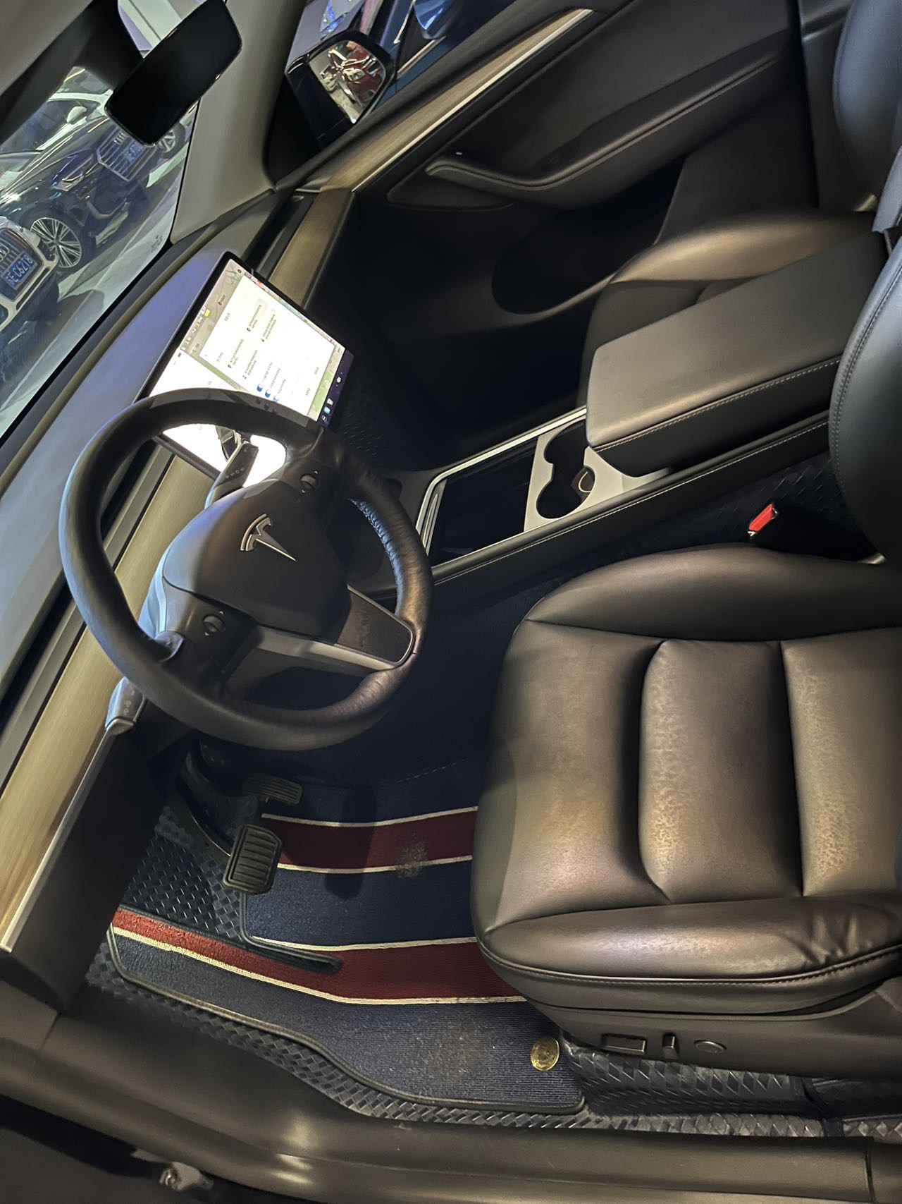 Tesla Model Y 2021 #7 Tesla Model Y 2021 car image #7