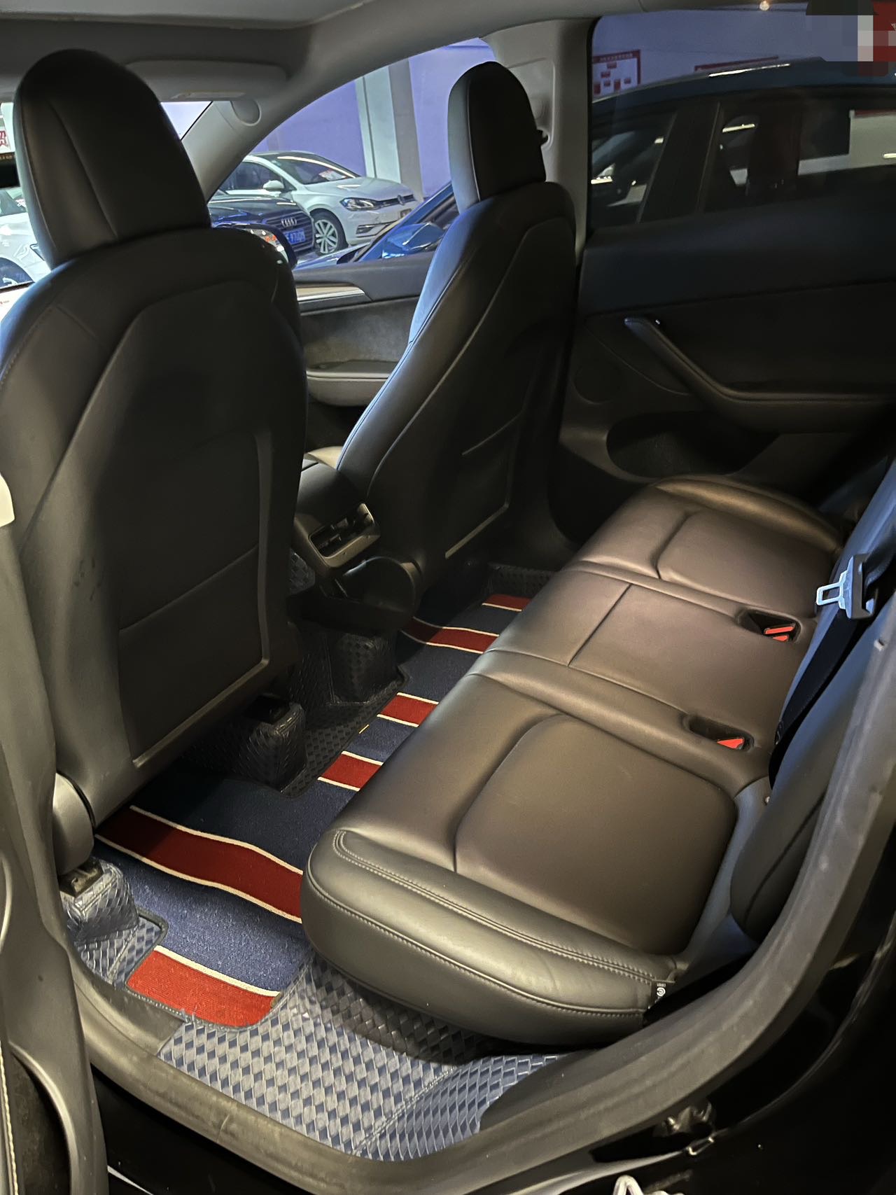 Tesla Model Y 2021 #8 Tesla Model Y 2021 car image #8