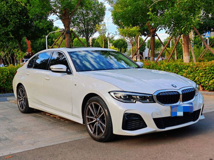 BMW 3 Series 2022 #5 BMW 3 Series 2022 car image #5