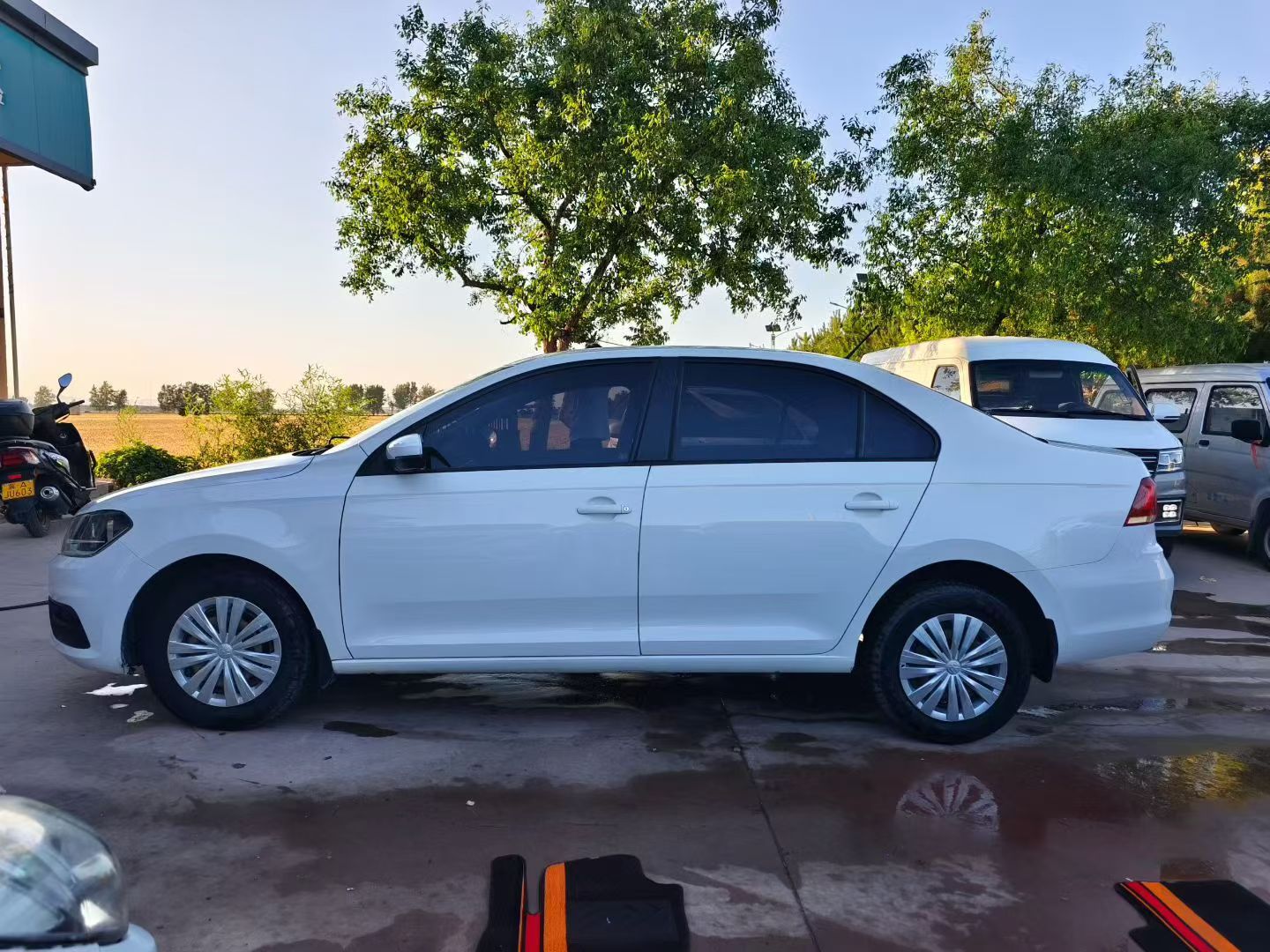 Volkswagen Santana 2017 car image #5
