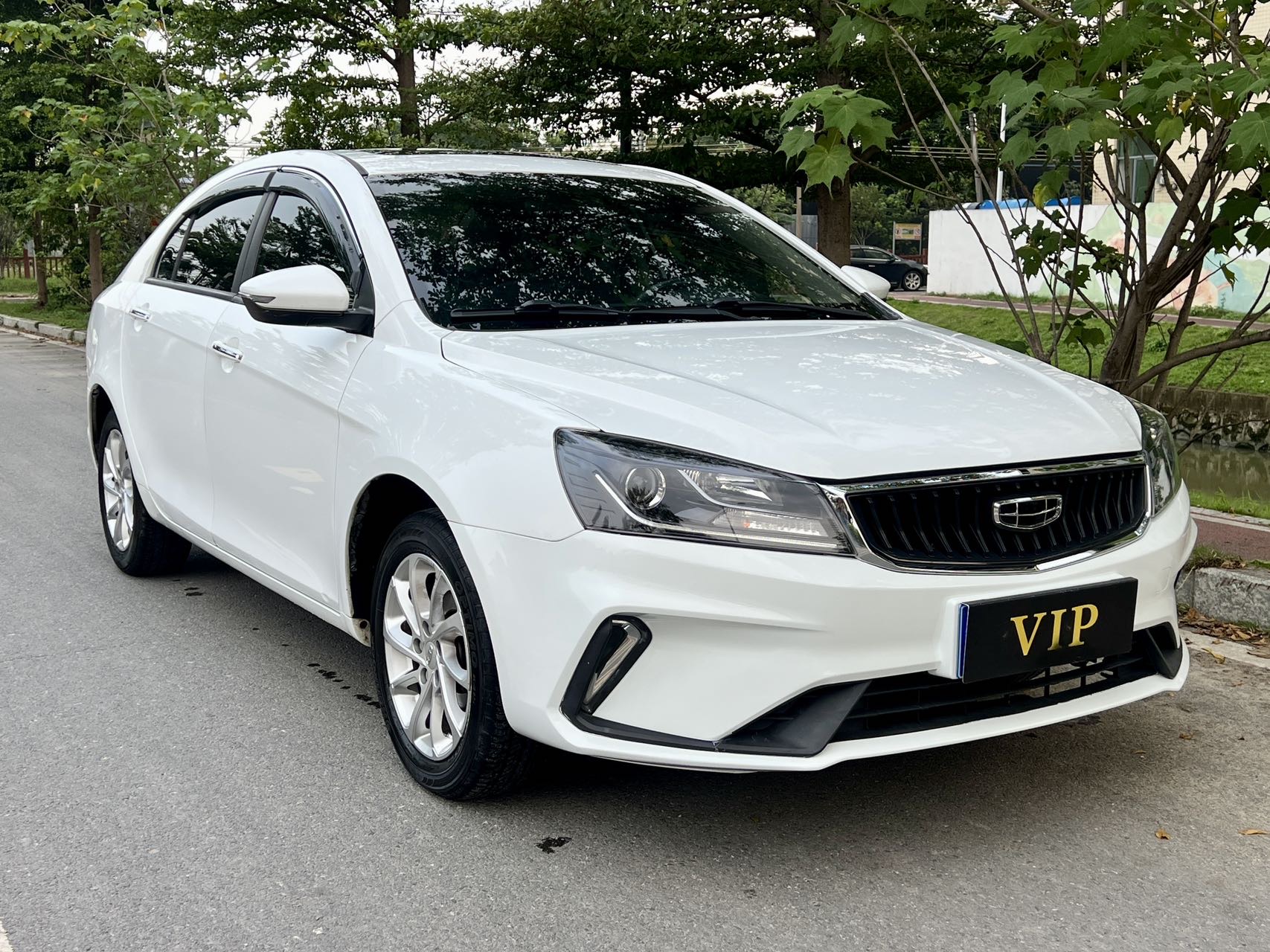GEELY Emgrand 2021 car image #5