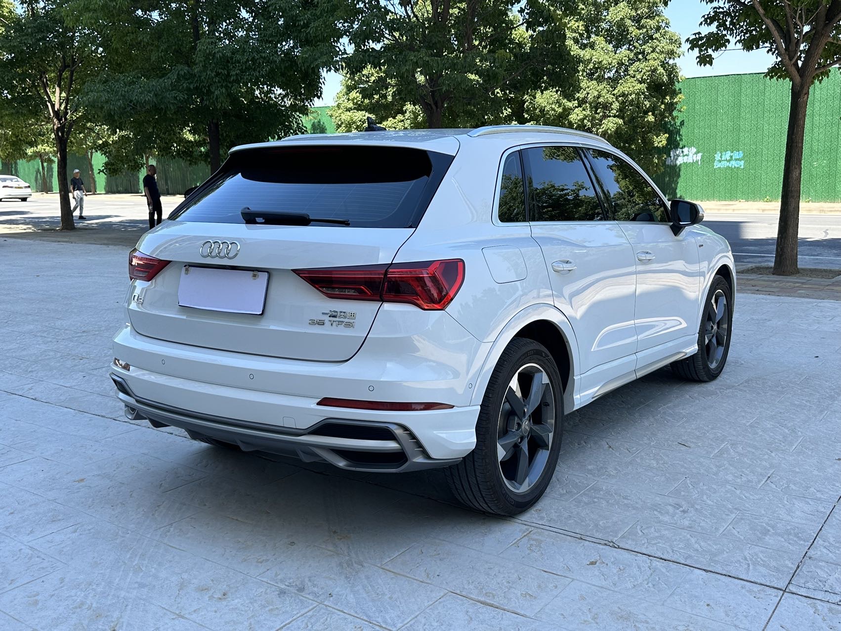 Audi Q3 2021 #11 Audi Q3 2021 car image #11
