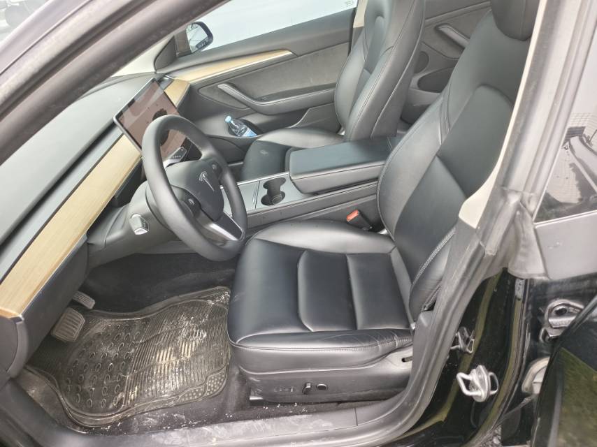Tesla Model 3 2024 car image #6