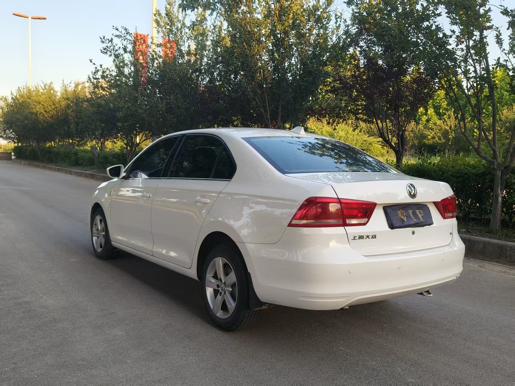 Volkswagen Santana 2014 car image #8