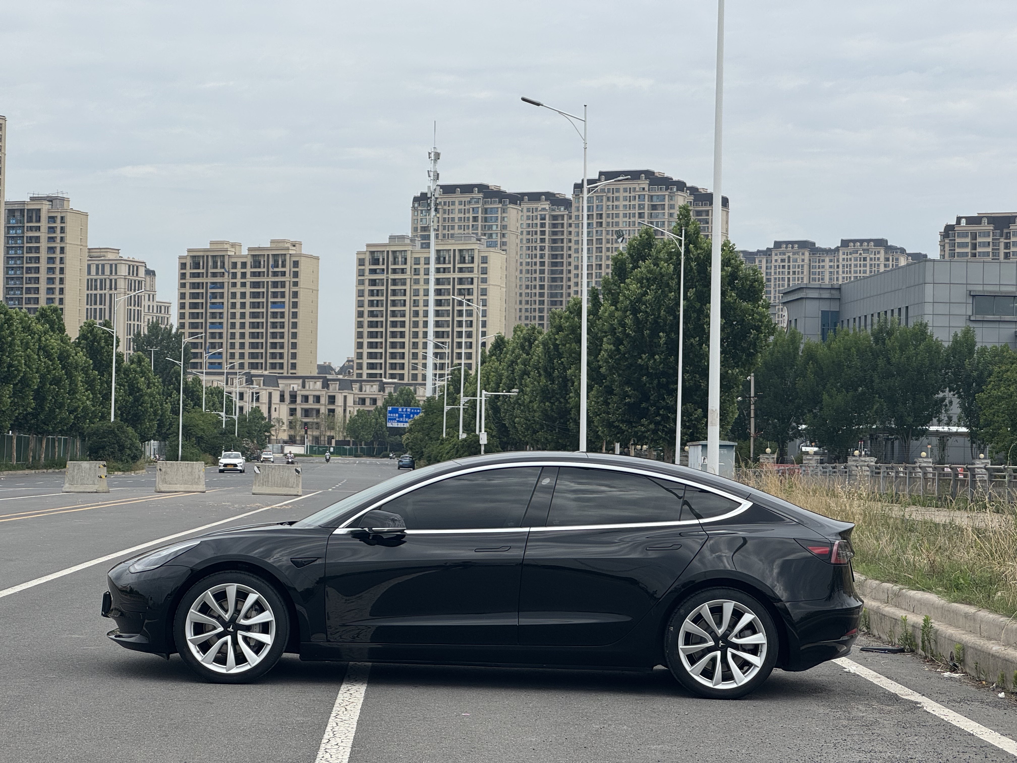 Tesla Model 3 2020 #5 Tesla Model 3 2020 car image #5