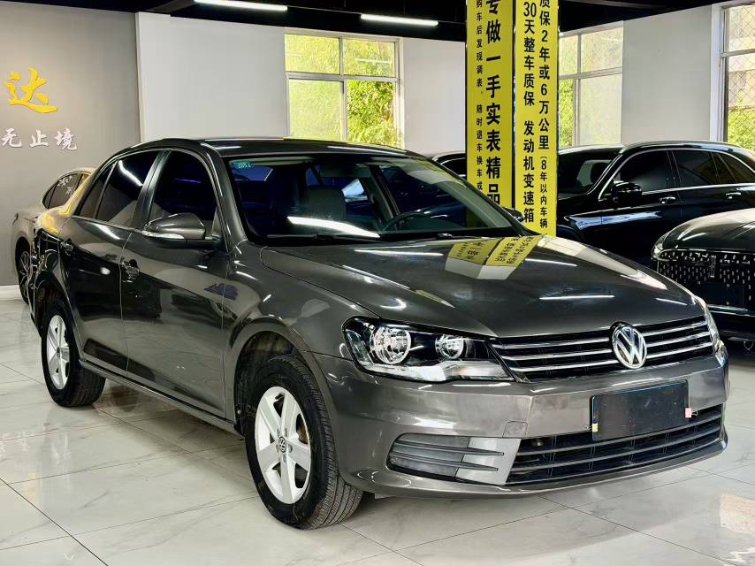 Volkswagen Bora 2013 car image #5