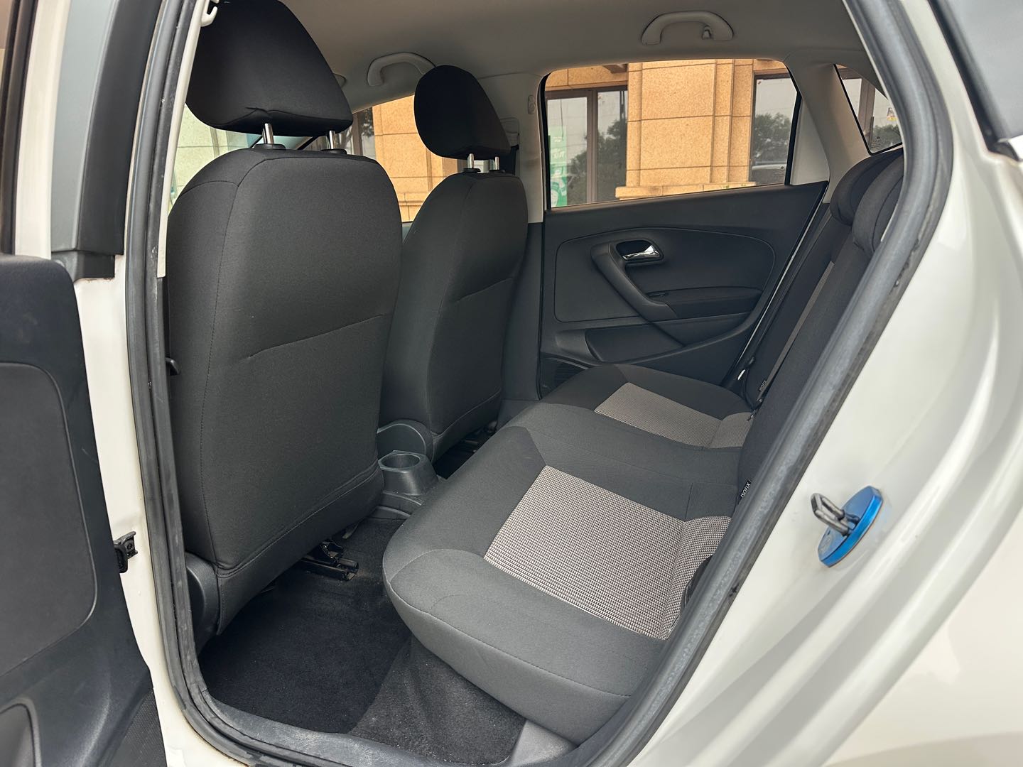 Volkswagen Polo 2019 car image #8