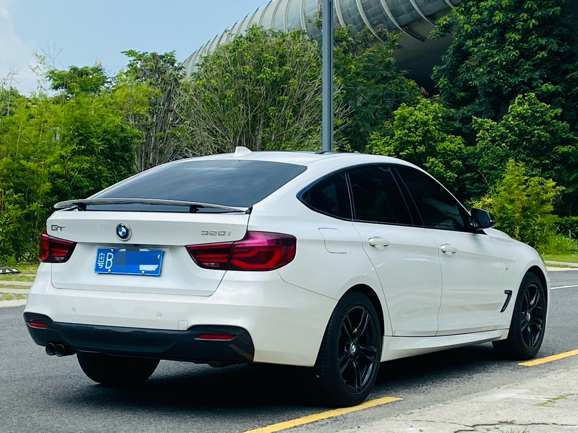BMW 3 Series GT 2021 #5 BMW 3 Series GT 2021 car image #5