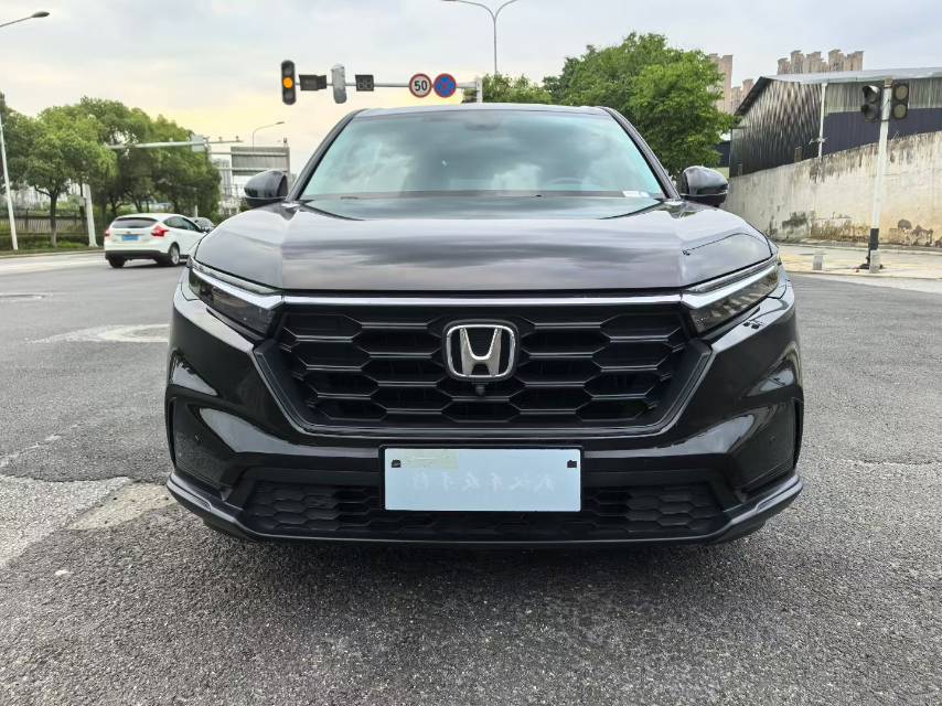 2023 car image #5