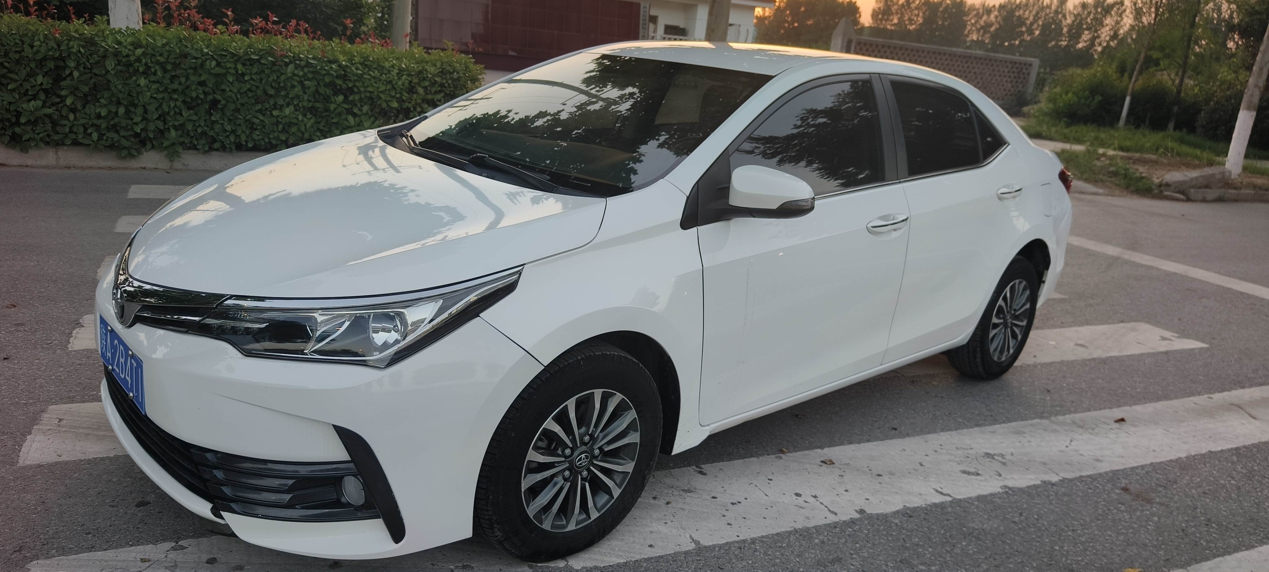 Toyota Corolla 2018 car image #2