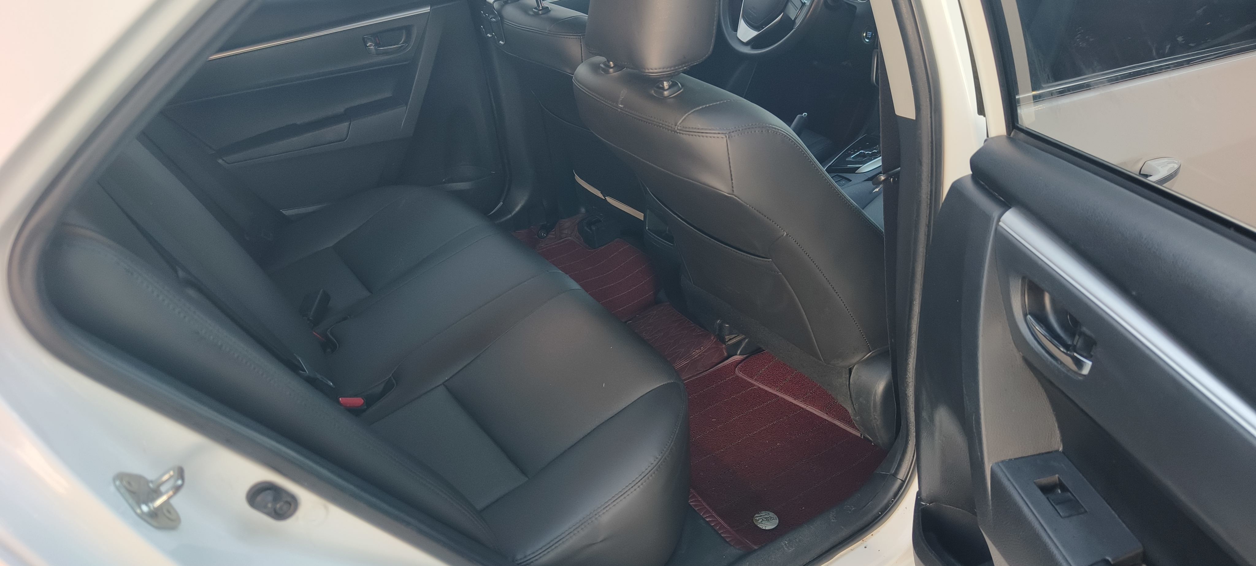 Toyota Corolla 2018 car image #9