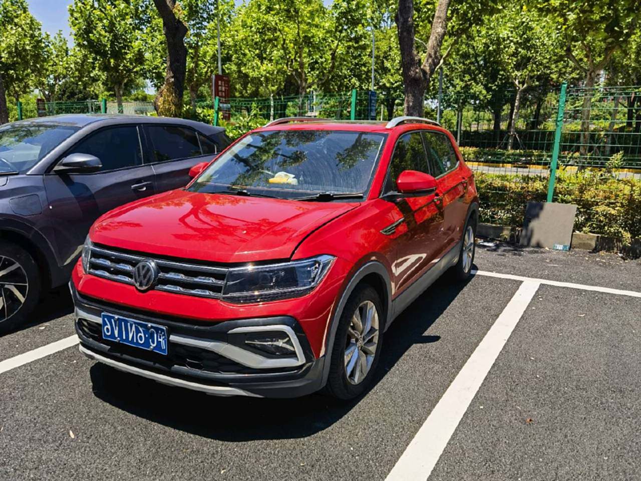Volkswagen T-Cross 2020 Volkswagen T-Cross 2020 car image