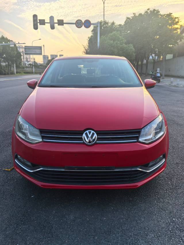 Volkswagen Polo 2015 #5 Volkswagen Polo 2015 car image #5