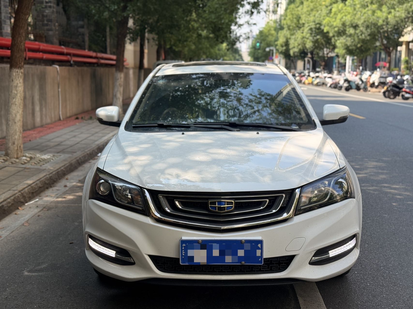 GEELY Emgrand 2017 #4 GEELY Emgrand 2017 car image #4
