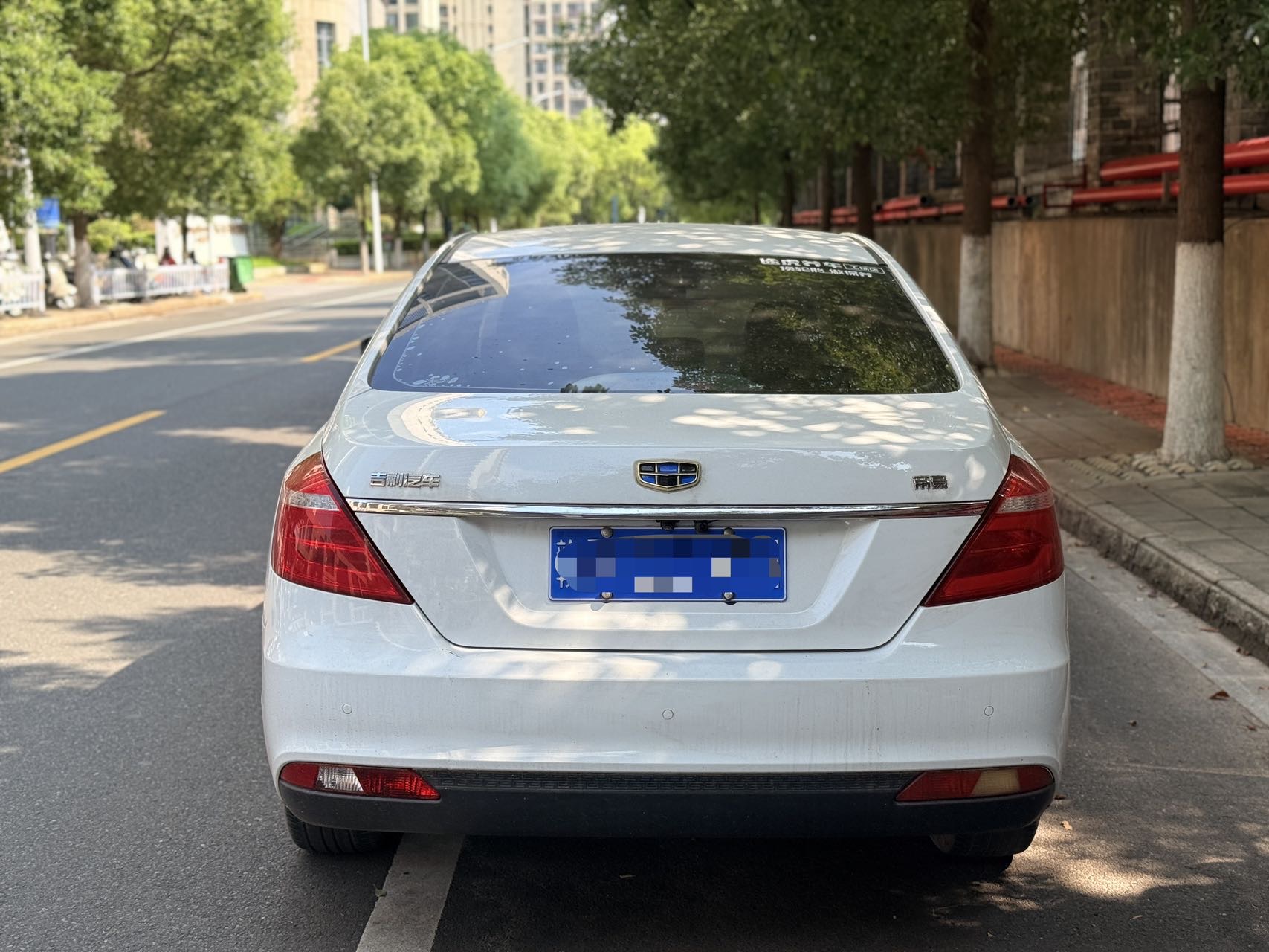 GEELY Emgrand 2017 #10 GEELY Emgrand 2017 car image #10