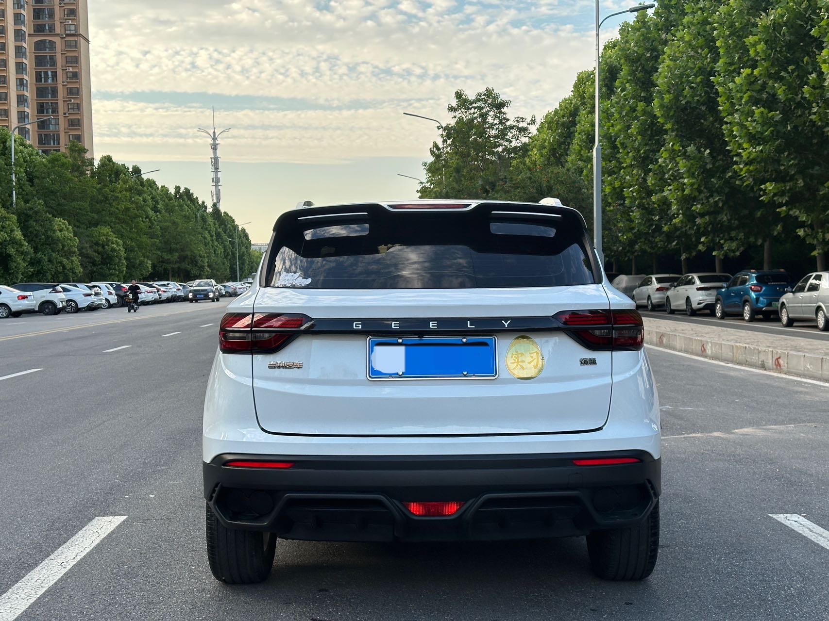 GEELY Coolray 2024 #10 GEELY Coolray 2024 صورة سيارة #10