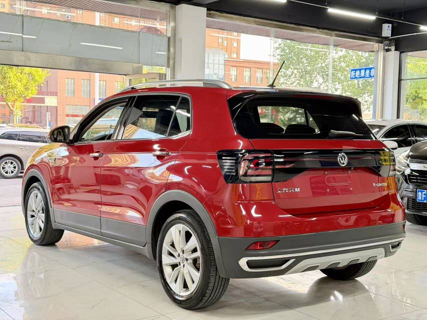 Volkswagen T-Cross 2019 #7 Volkswagen T-Cross 2019 car image #7