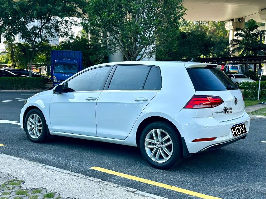Volkswagen Golf 2019 #9 Volkswagen Golf 2019 car image #9